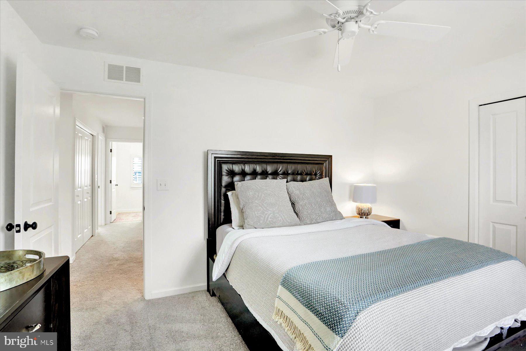 MEADOWBROOK FARMS - Residential