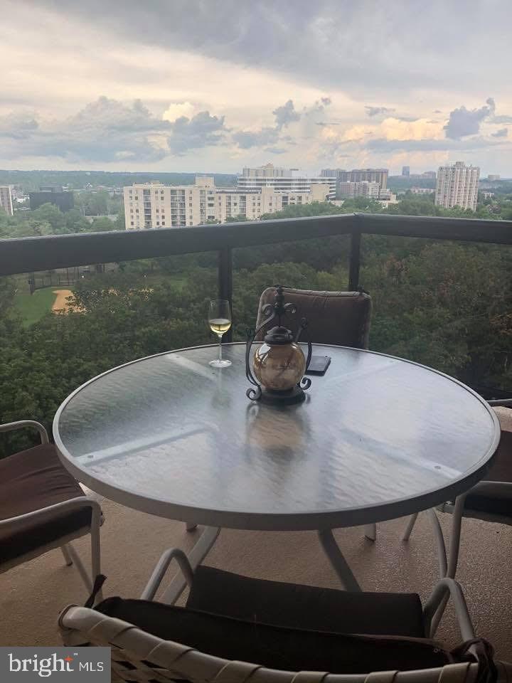 205 YOAKUM PARKWAY 1724