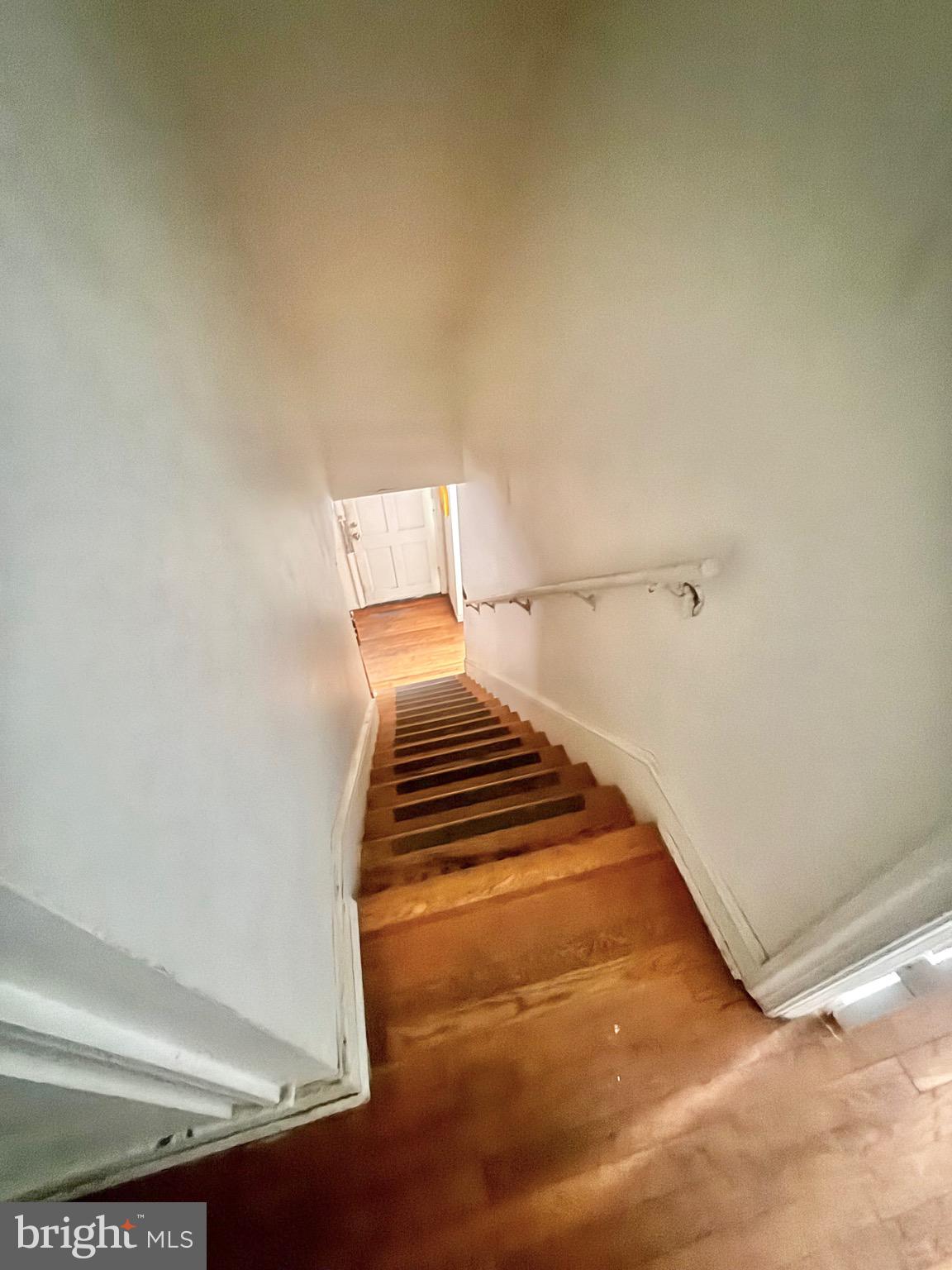 DOWDEN TERRACE - Land