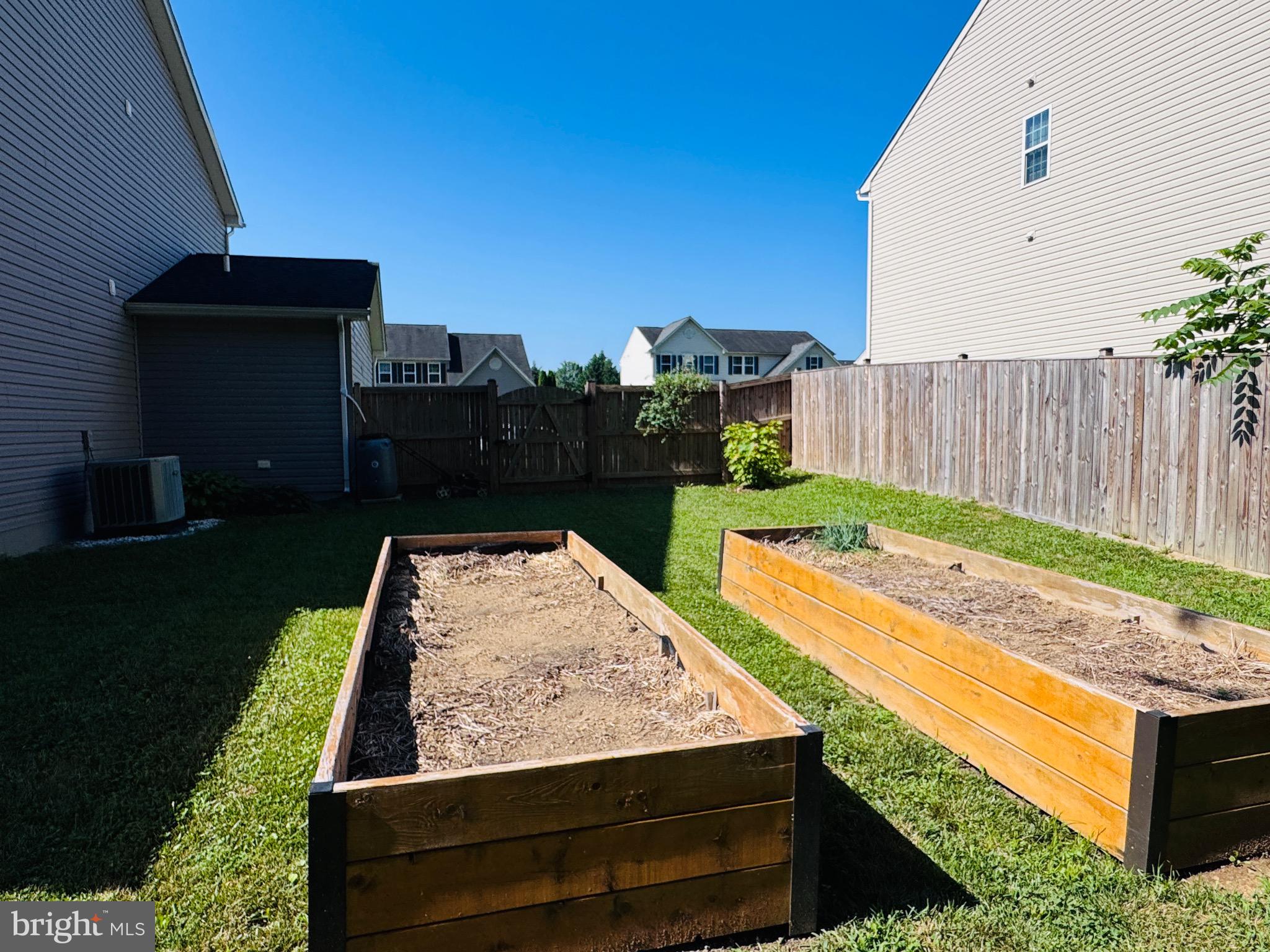 MADDEX FARM - Residential