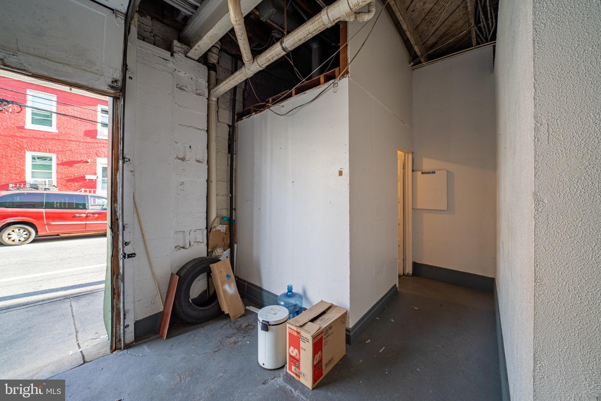 HAGERSTOWN - Commercial Lease