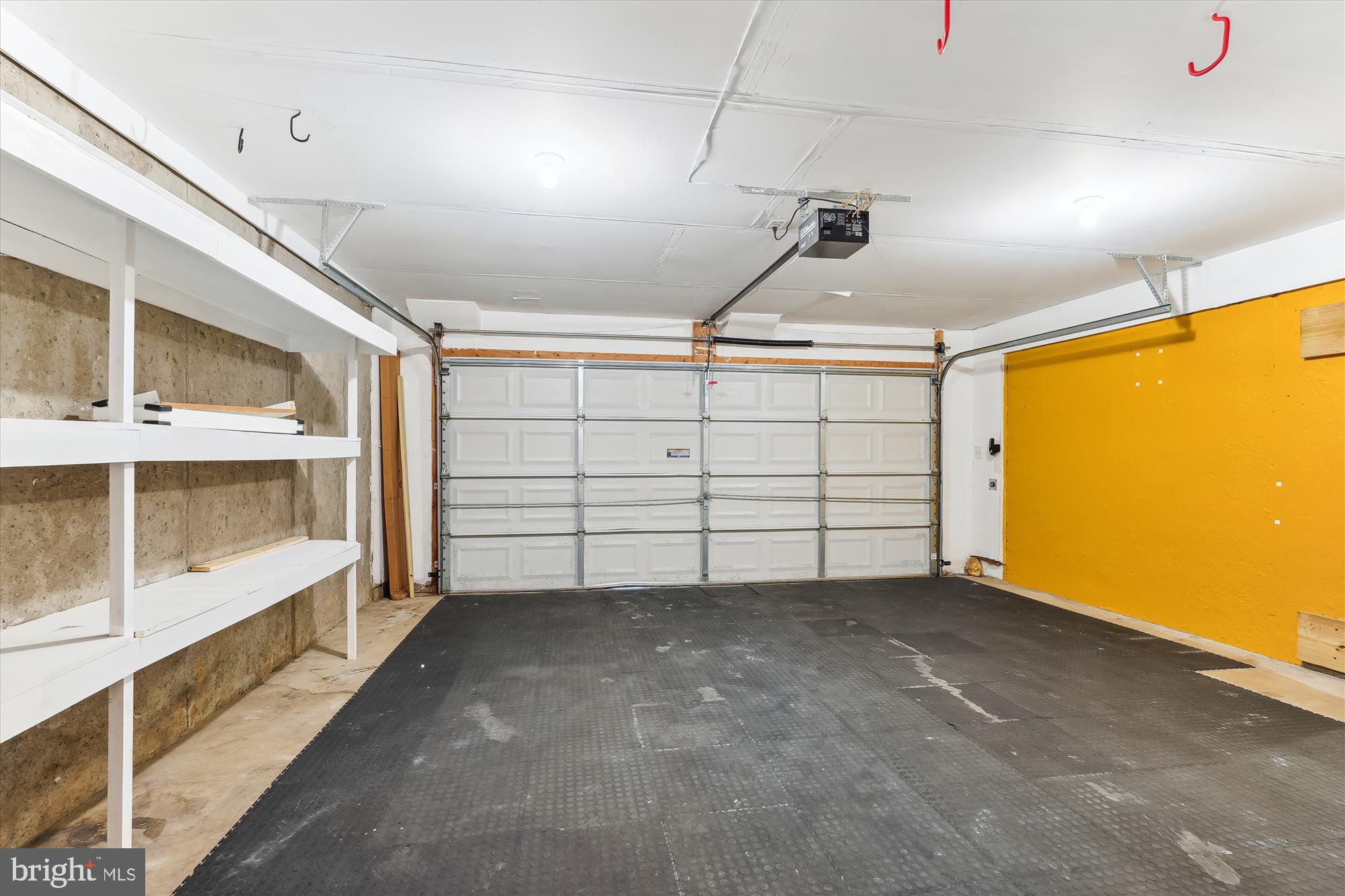 PLYERS MILL ESTATES - Residential