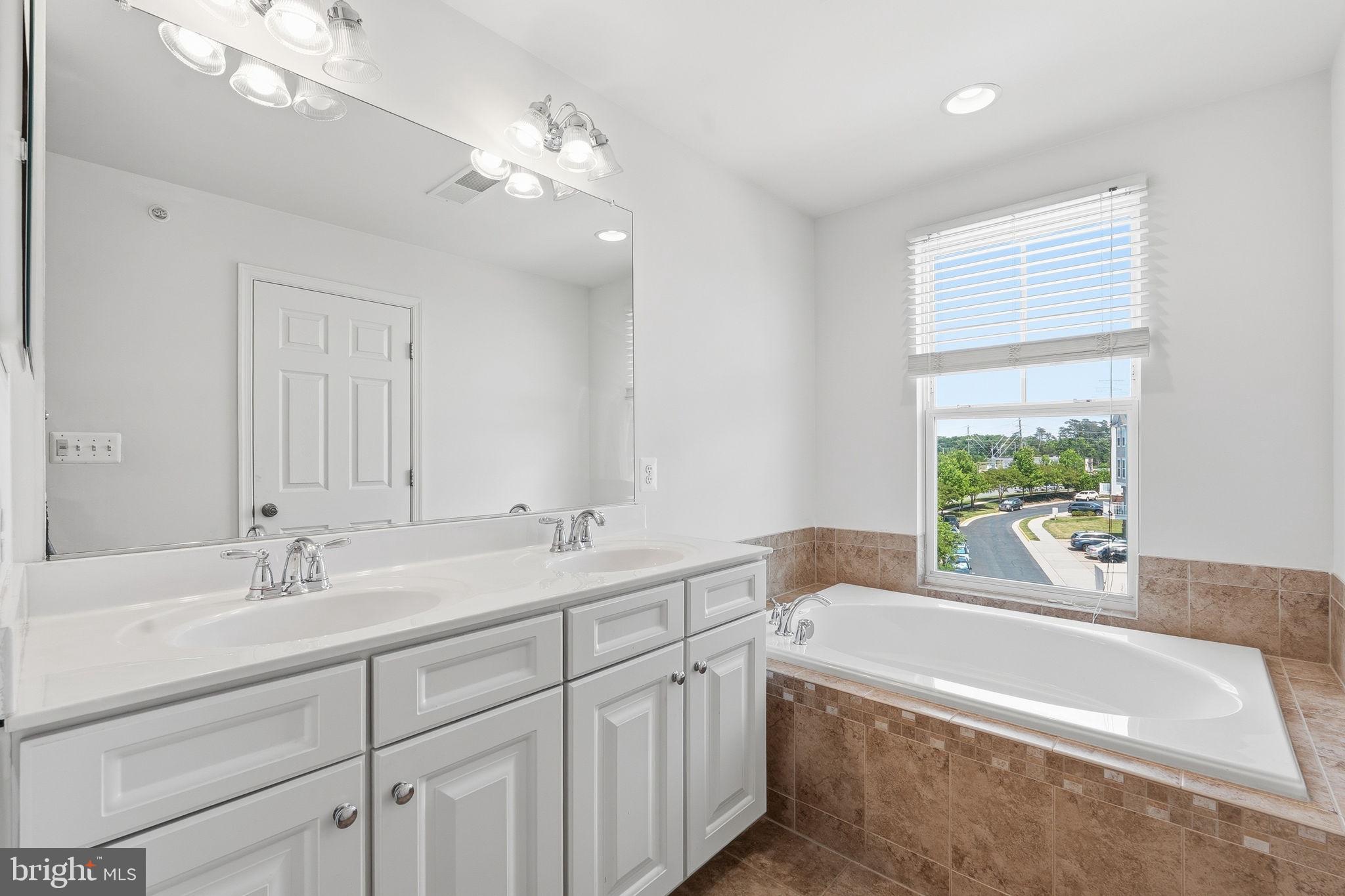 SUMMERWALK AT STONE RIDGE - Residential