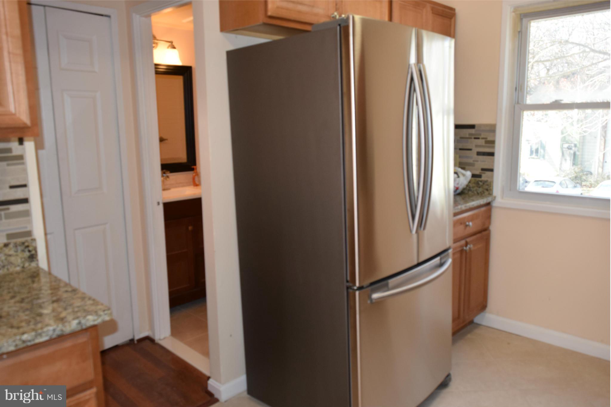 LAKE BRADDOCK - Residential