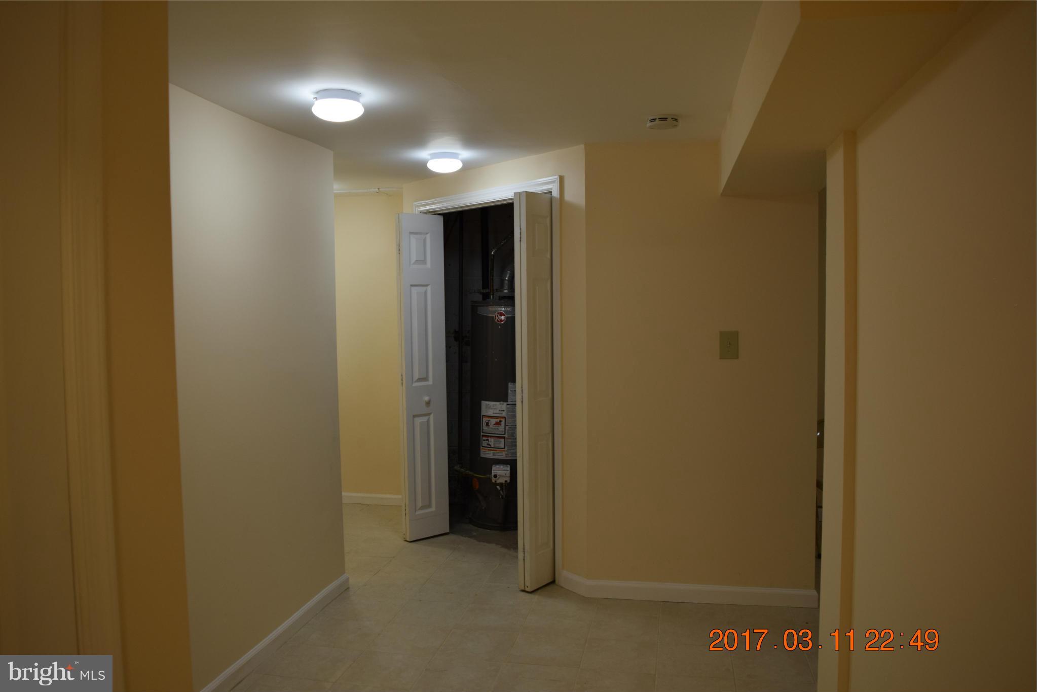 LAKE BRADDOCK - Residential