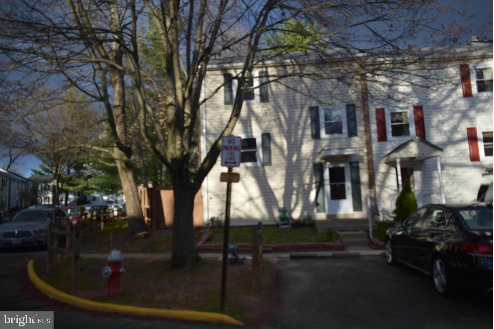 LAKE BRADDOCK - Residential