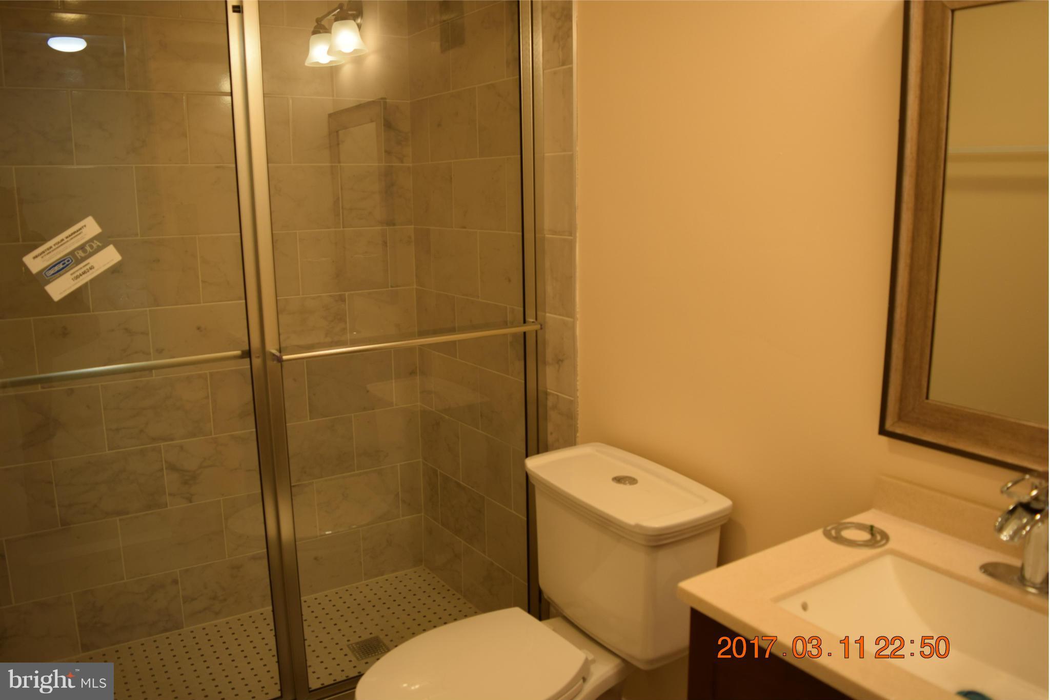 LAKE BRADDOCK - Residential