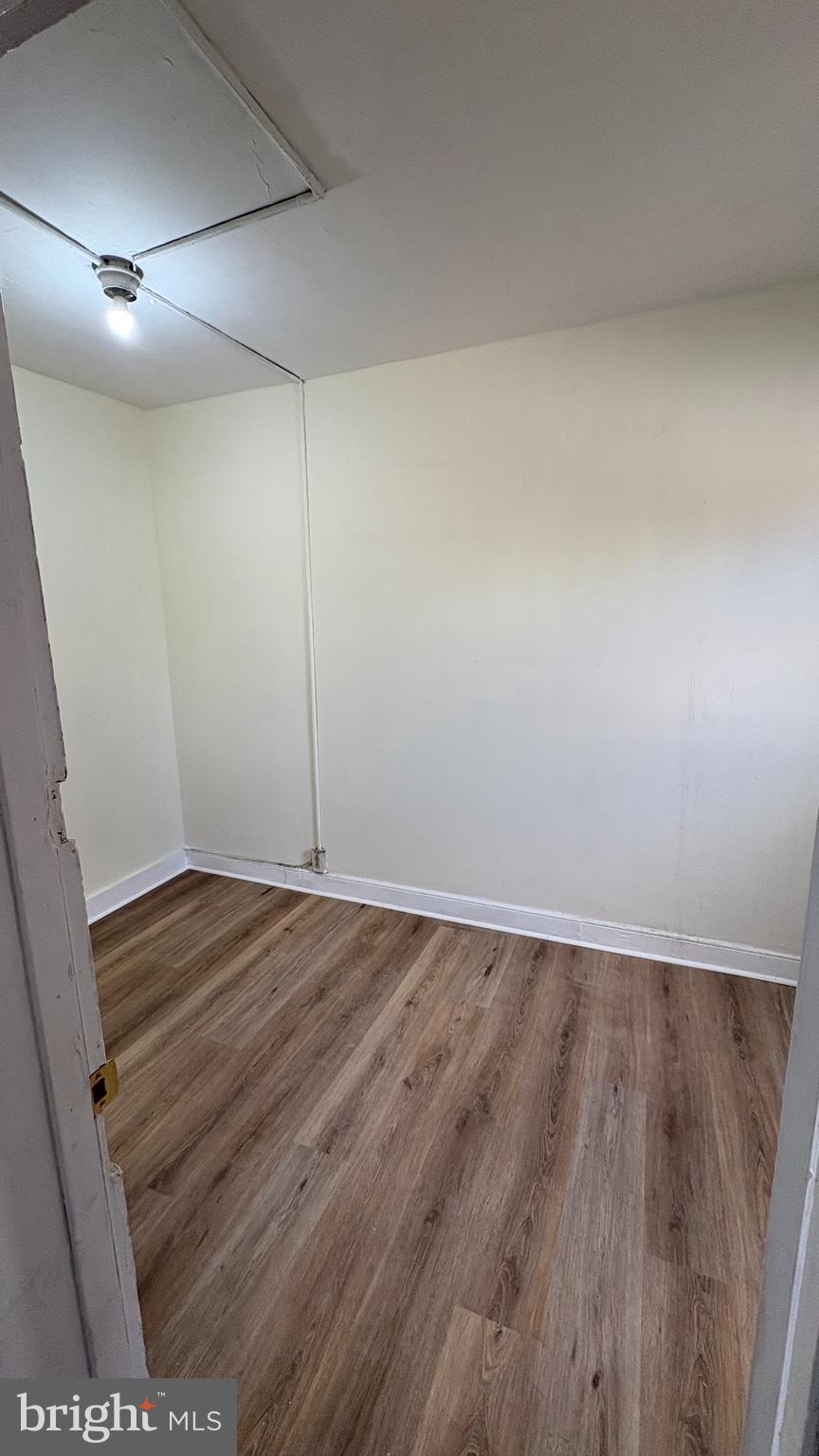 CHINATOWN - Residential Lease