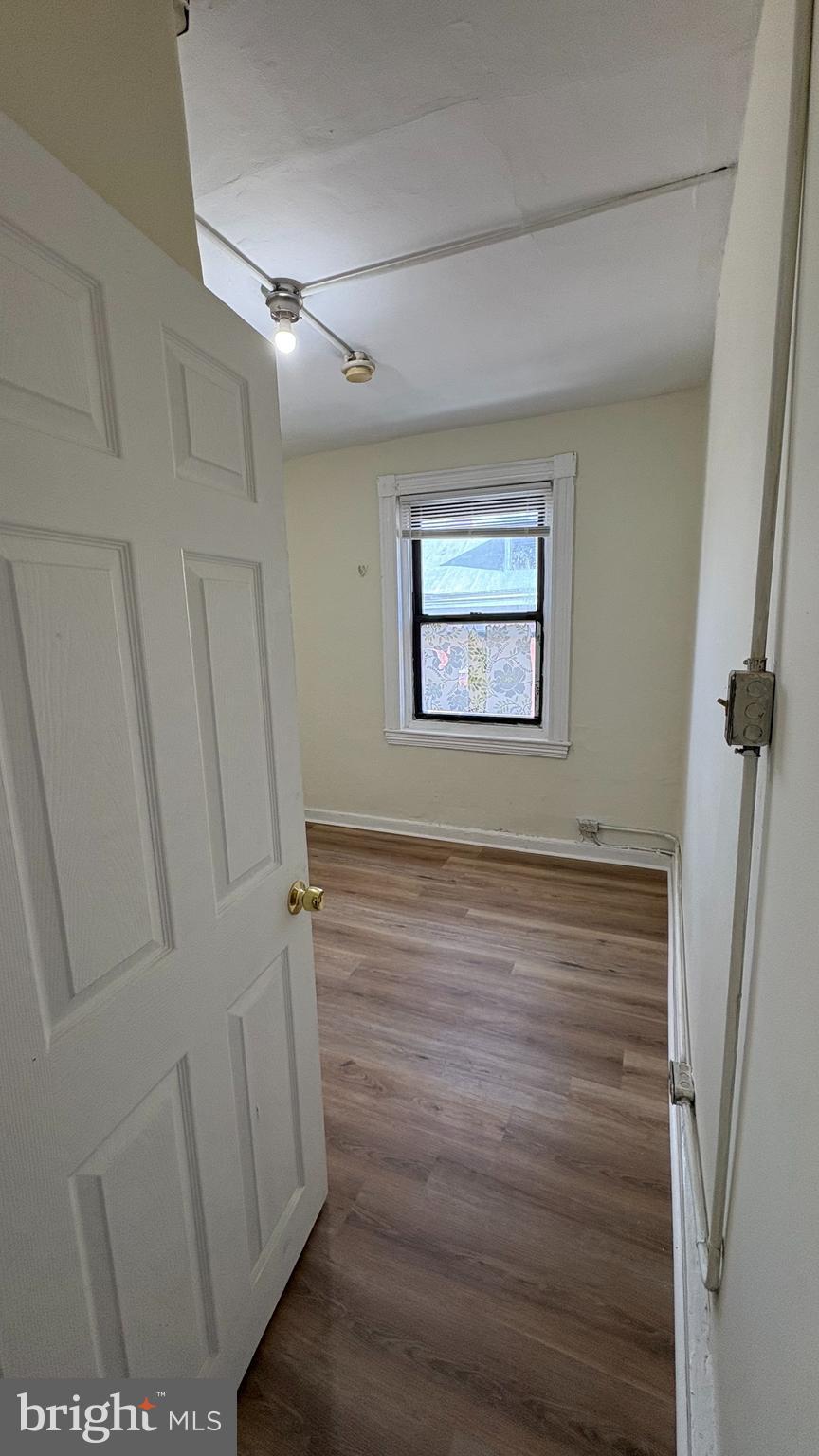 CHINATOWN - Residential Lease