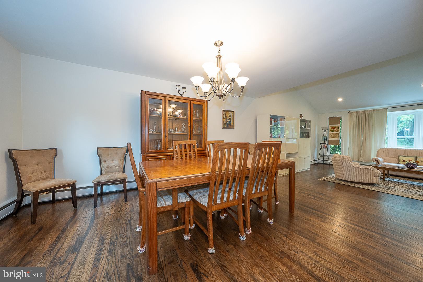 528 SPRAGUE ROAD