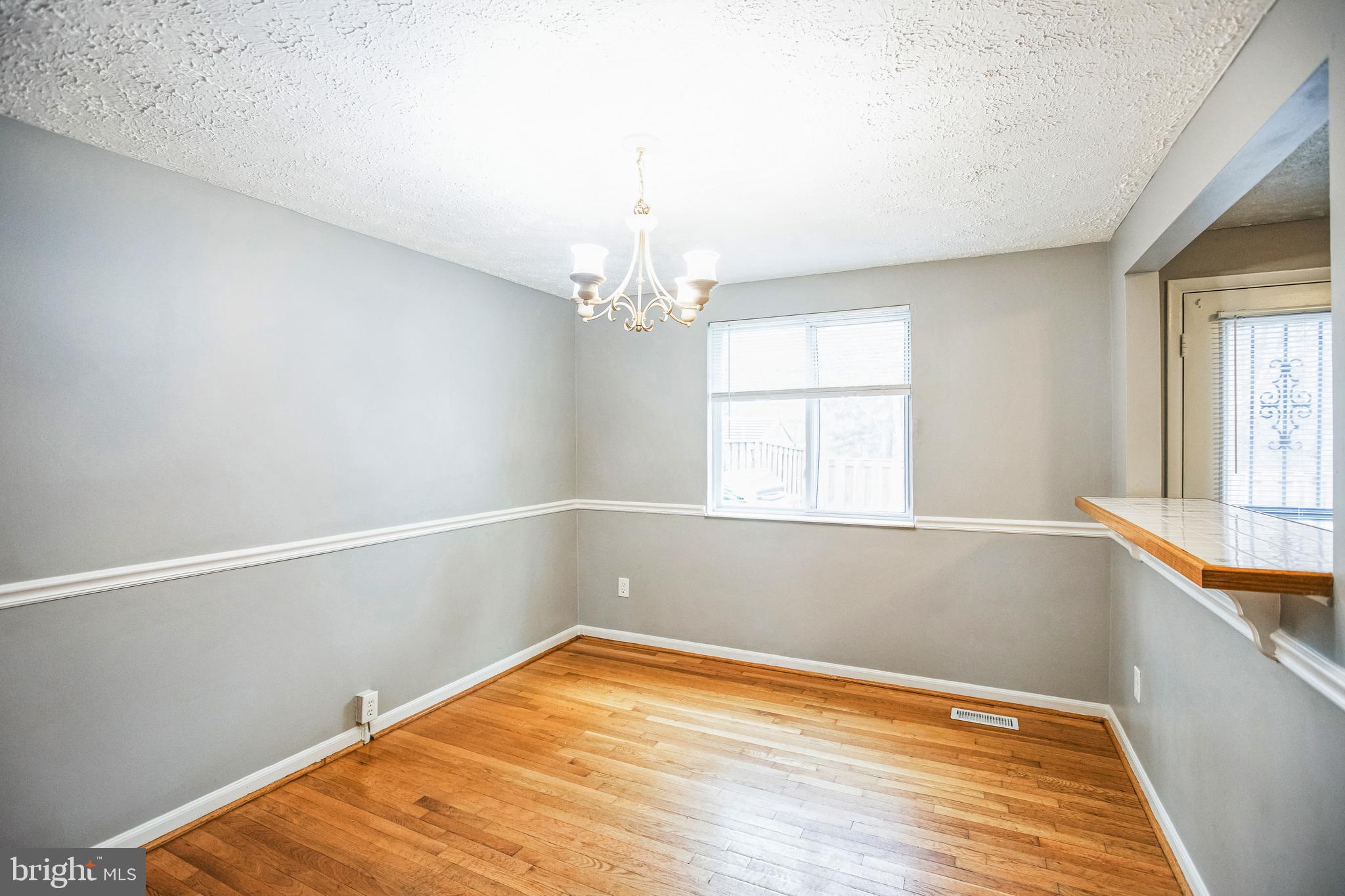 NEWINGTON COMMONS - Residential Lease