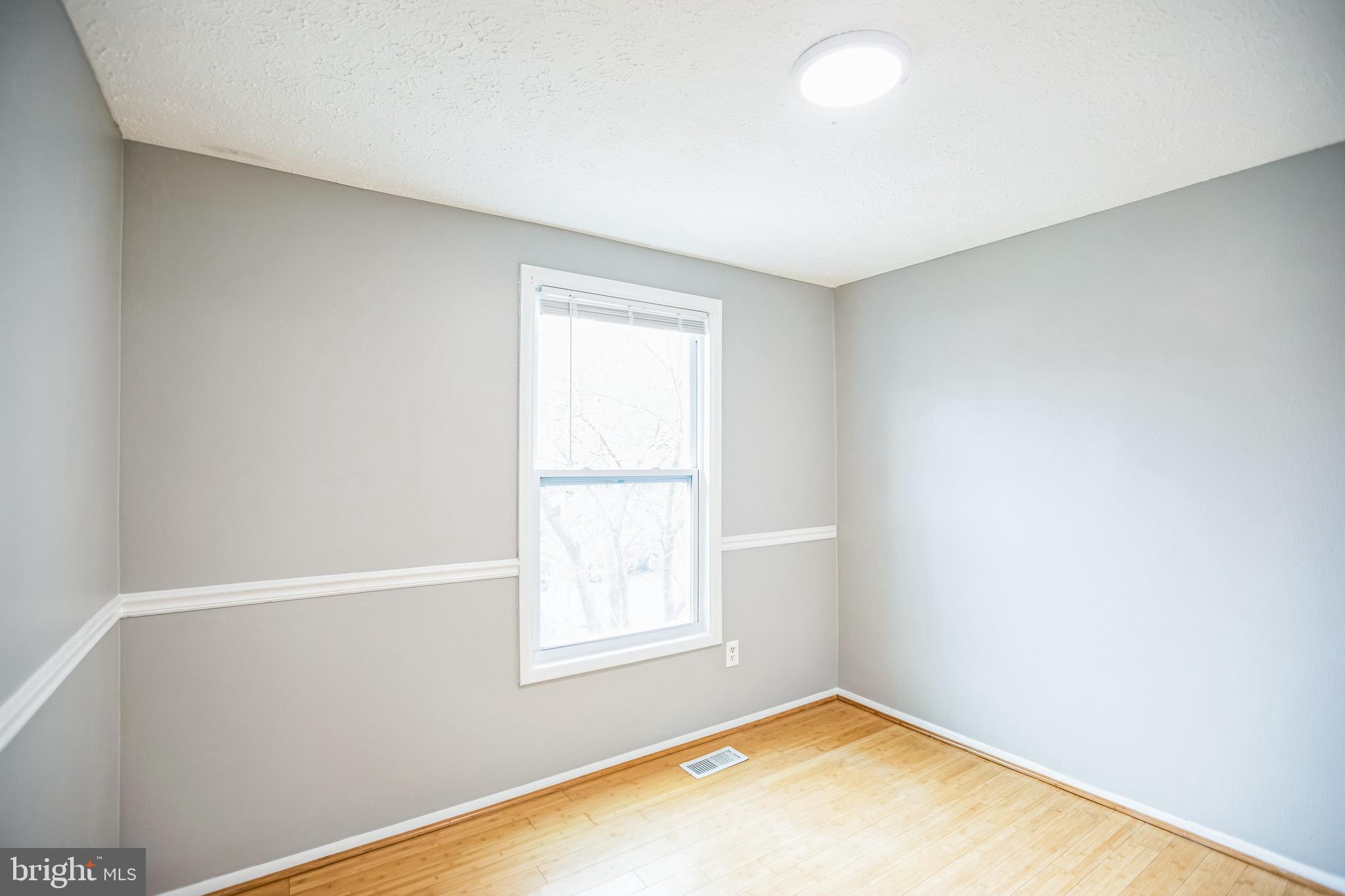 NEWINGTON COMMONS - Residential Lease