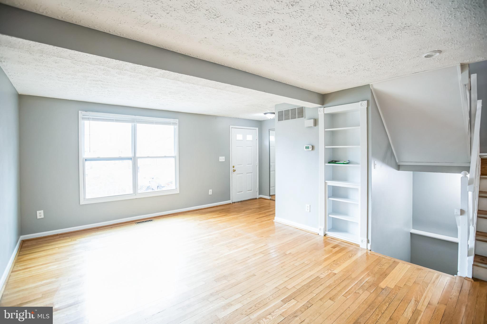 NEWINGTON COMMONS - Residential Lease