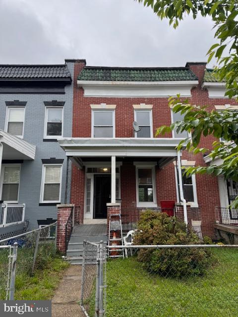 EDMONDSON VIILLAGE - Residential Lease