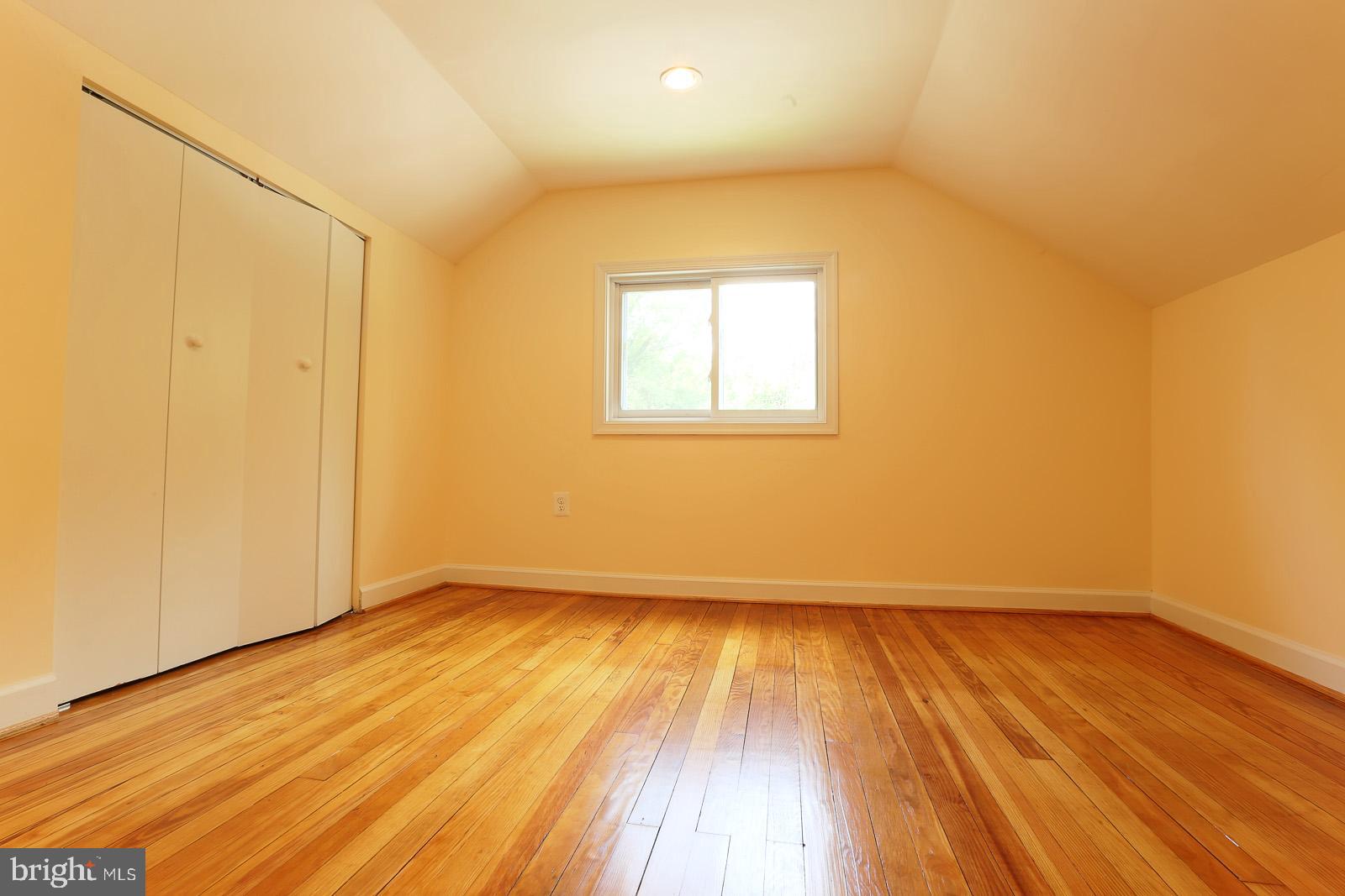 CLINTON - Residential