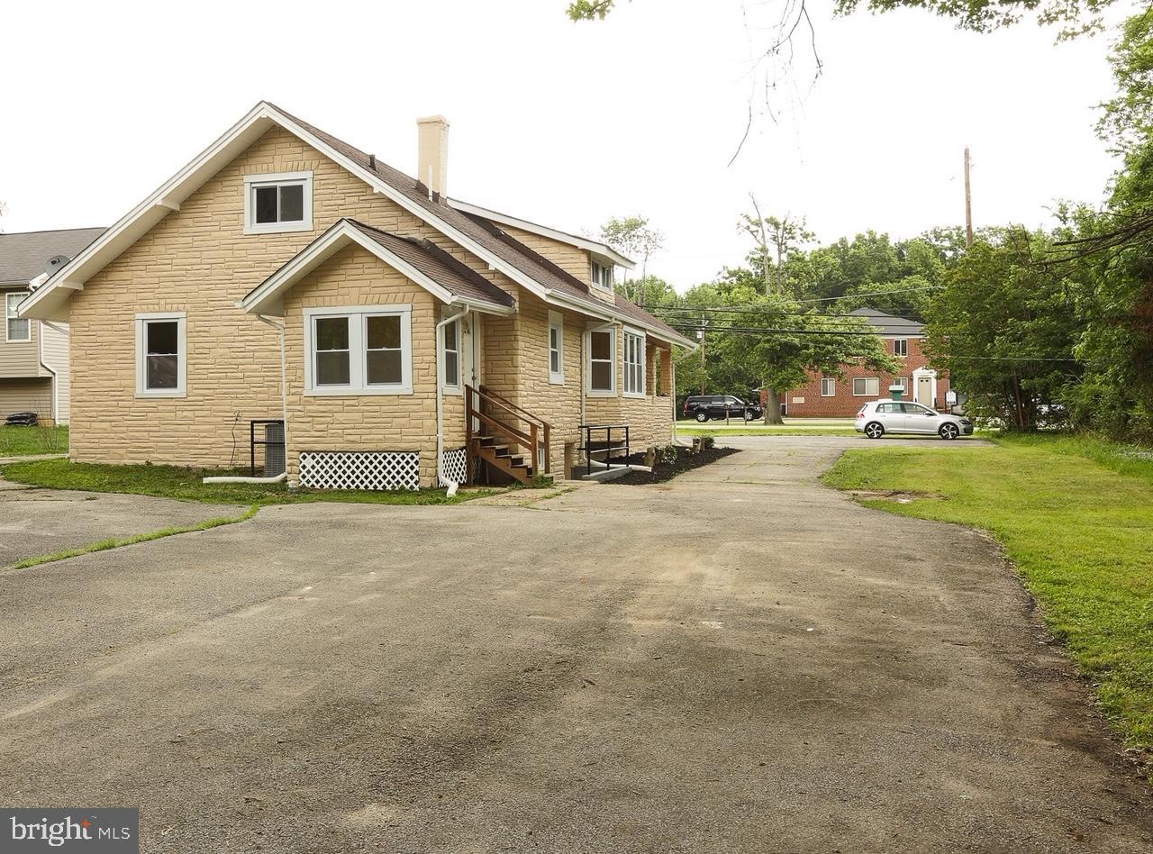 CLINTON - Residential