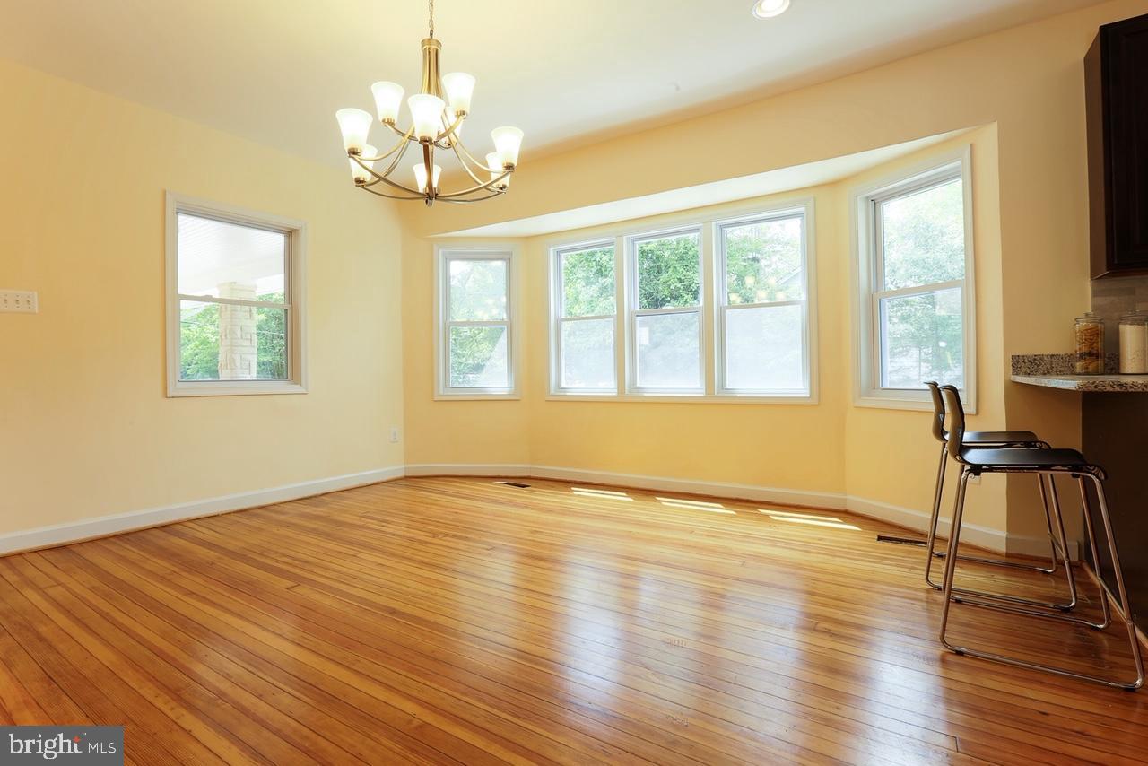 CLINTON - Residential