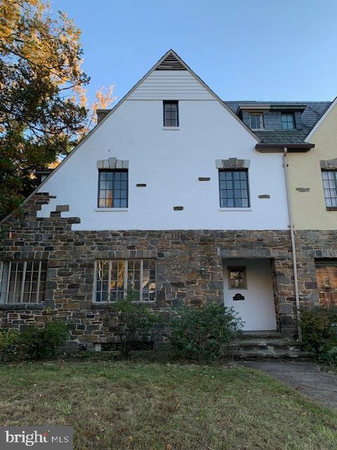 PEN LUCY - Residential