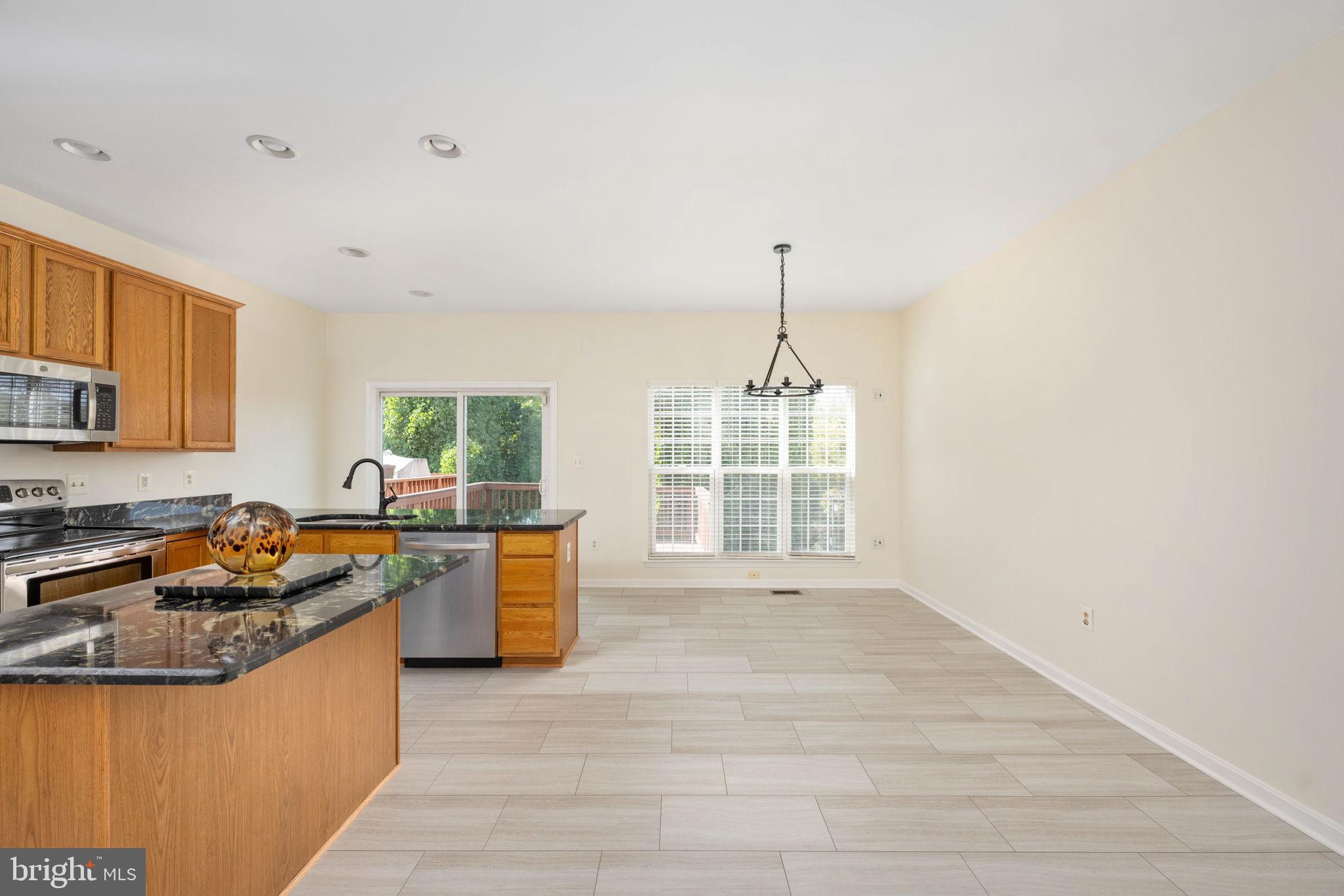 135 ARLA COURT