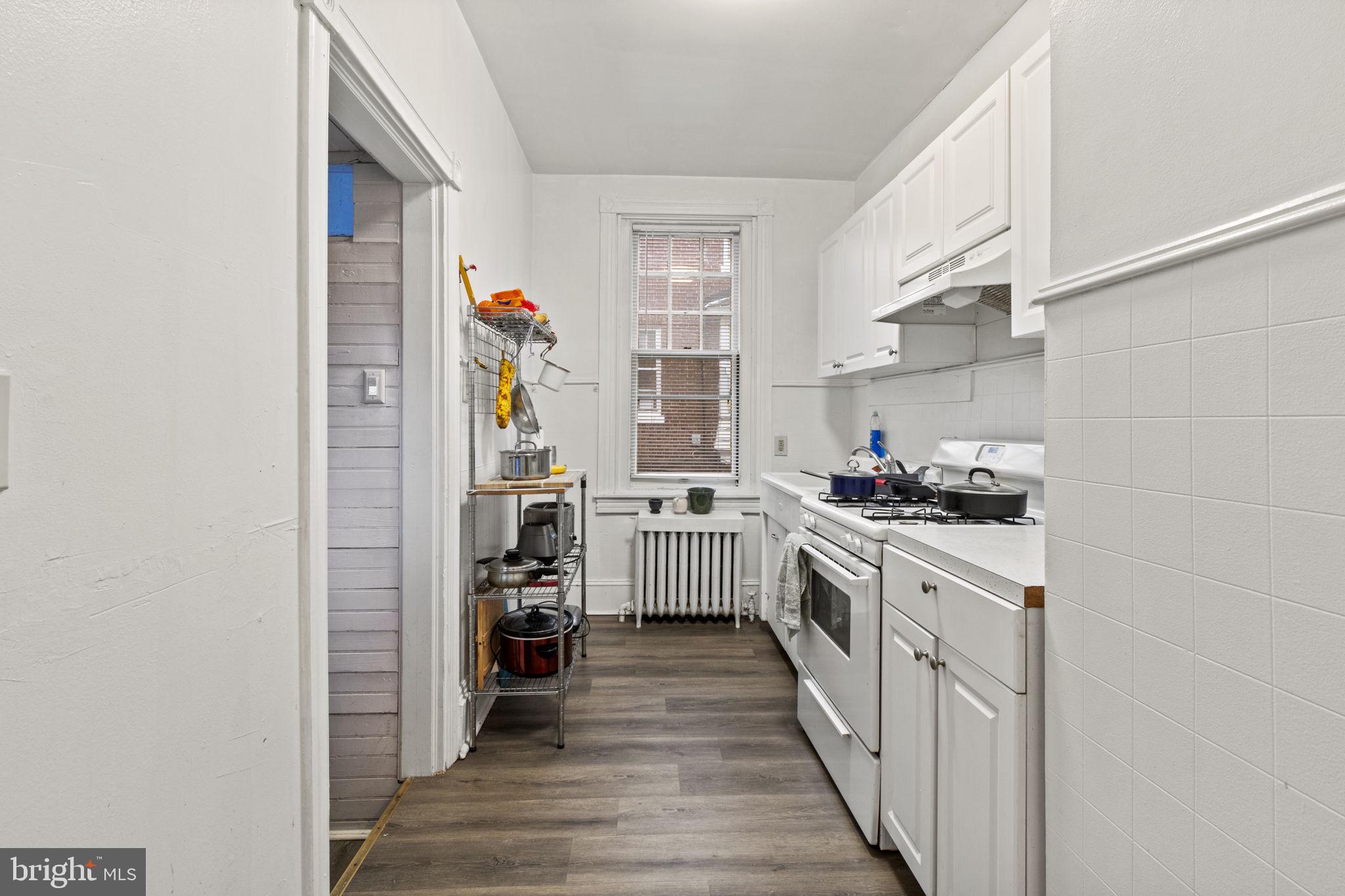 LANSDOWNE - Residential Income
