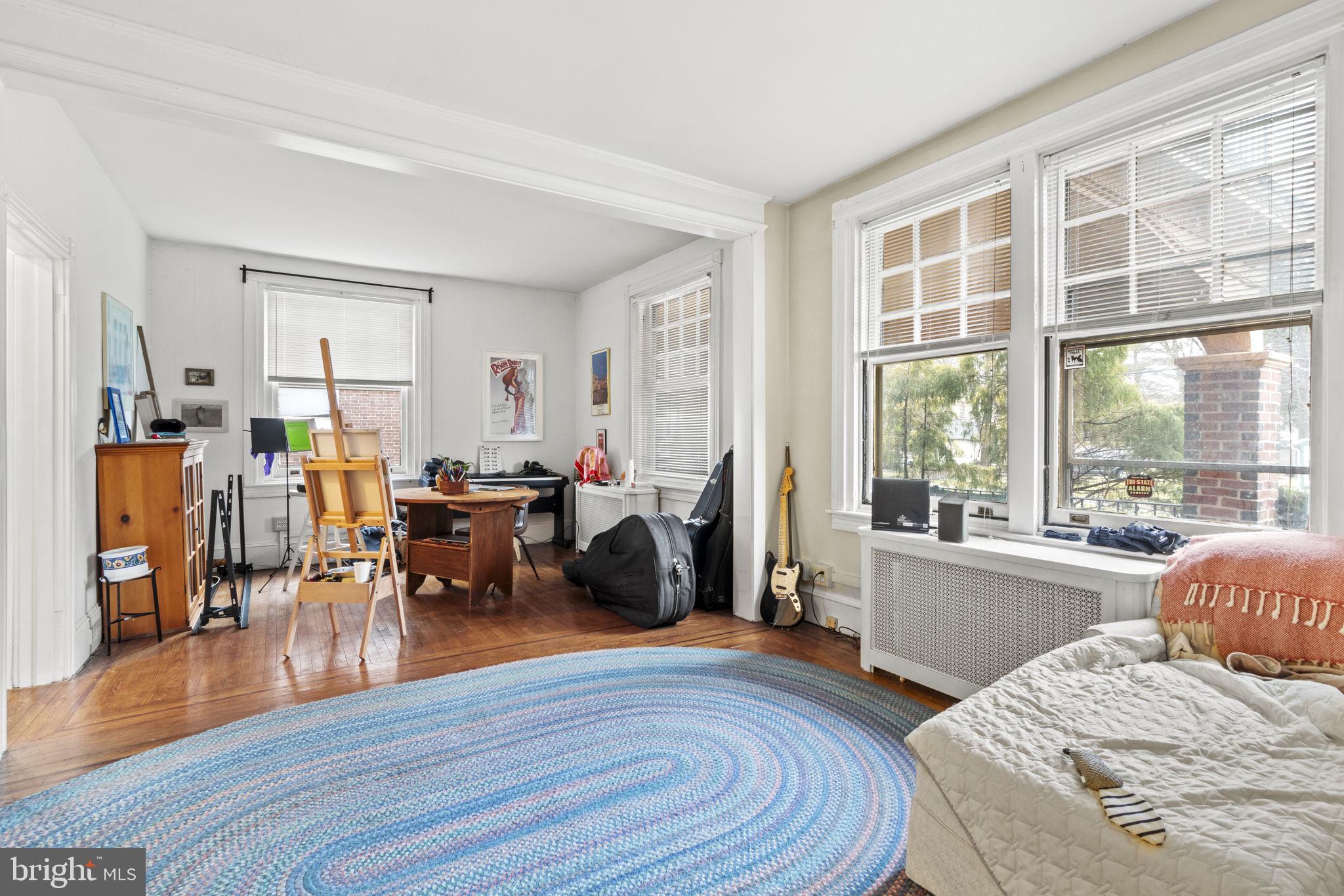 LANSDOWNE - Residential Income