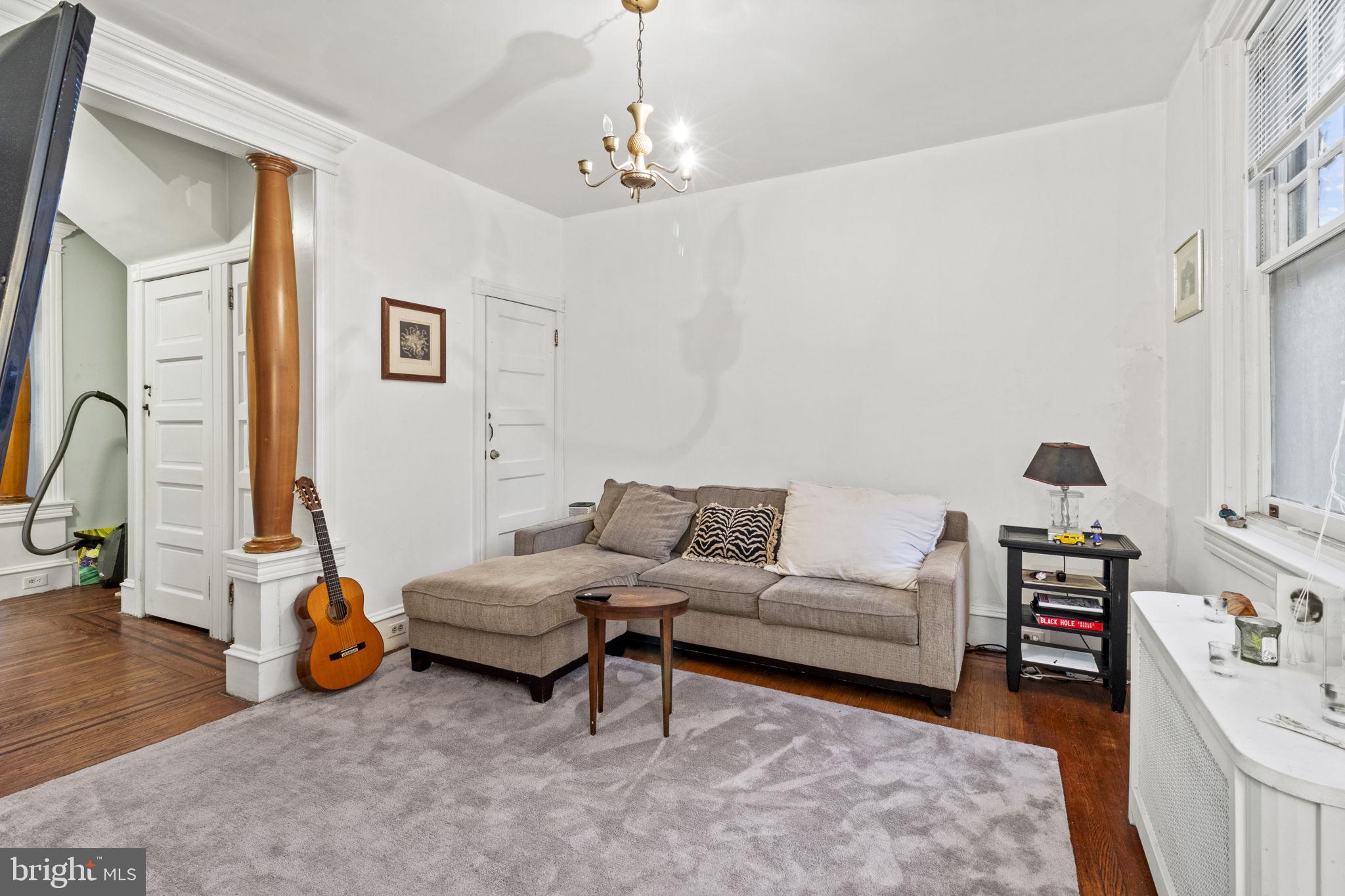 LANSDOWNE - Residential Income