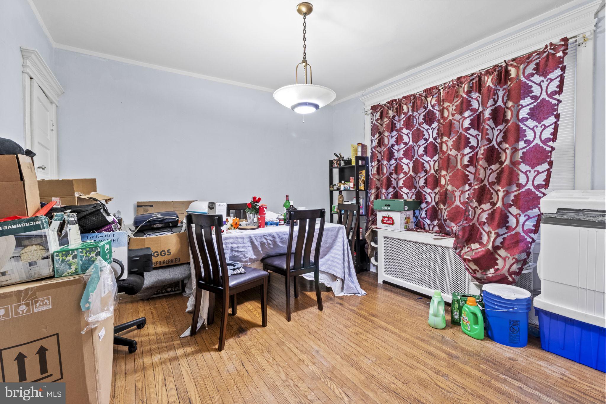 LANSDOWNE - Residential Income