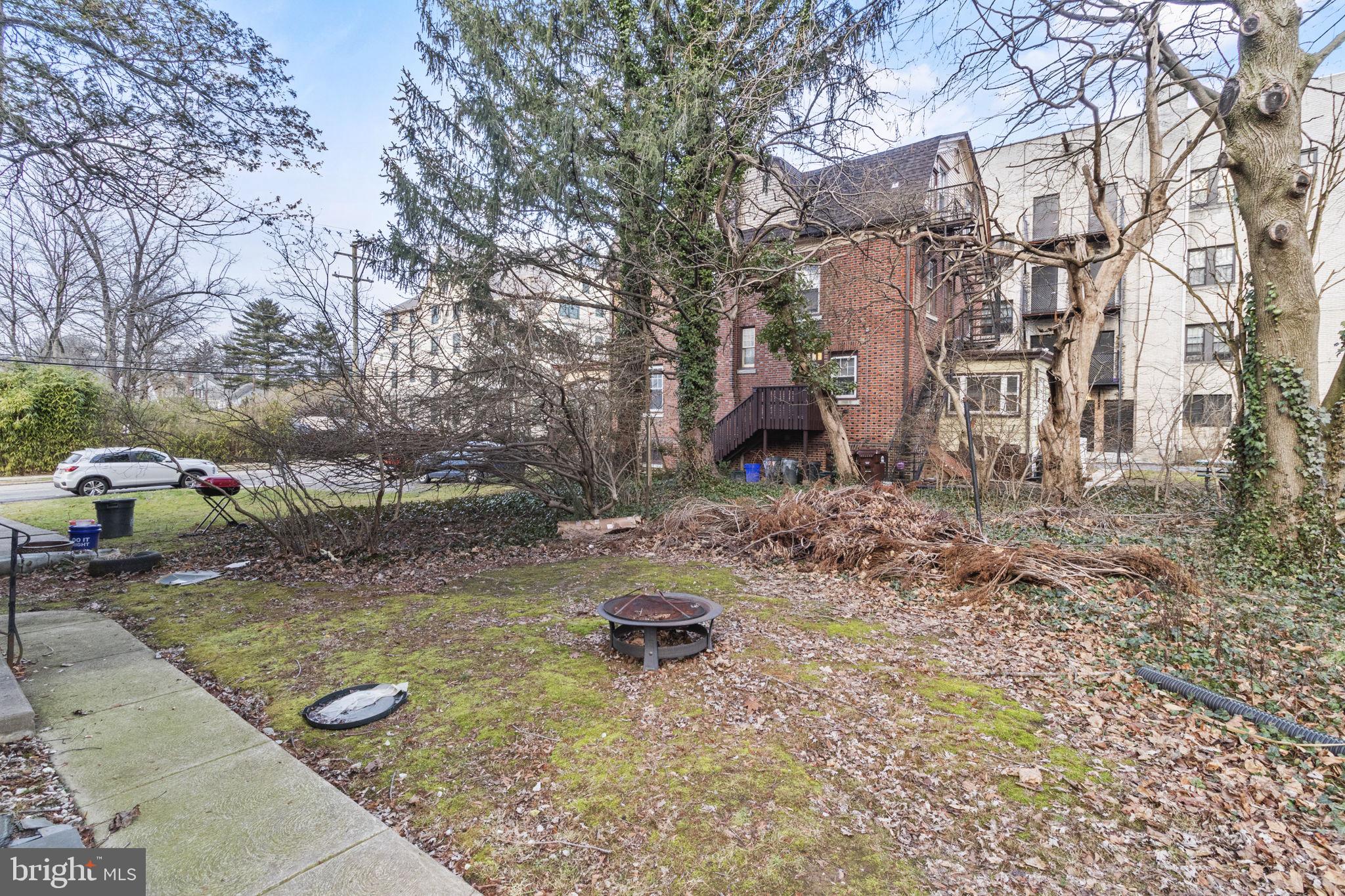 LANSDOWNE - Residential Income