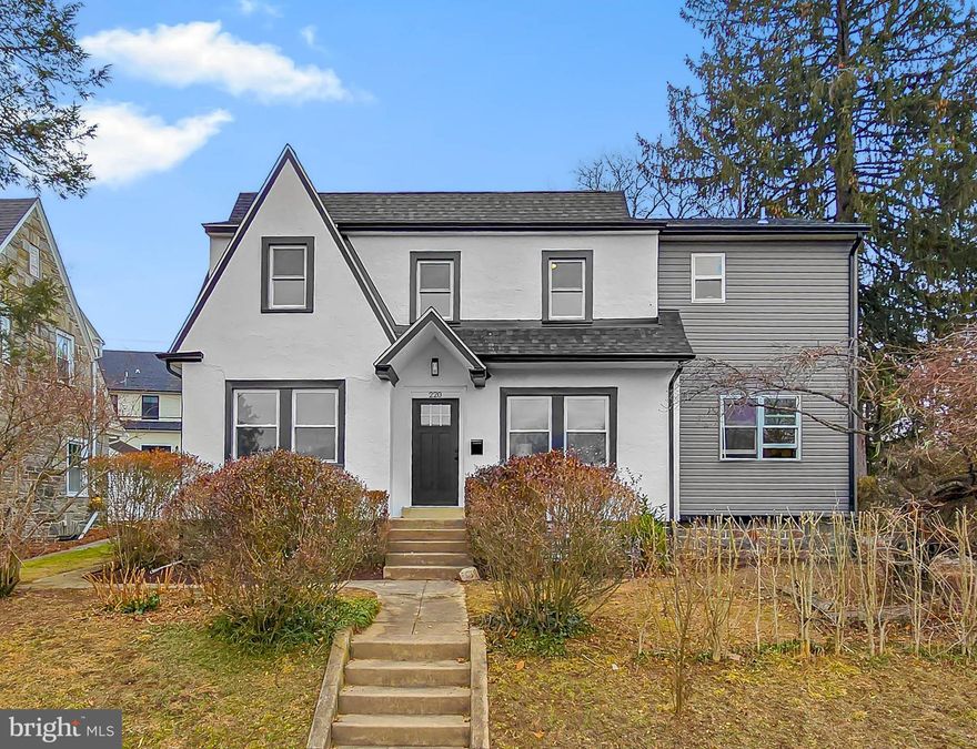 Welcome to Your Dream Home in Desirable Springfield! Nestled on a beautiful lot, and Complete with 4 Bedrooms 2.5 baths, Travel into the bright entry with beautiful flooring and inviting Atmosphere. The Natural light that radiates through the Numerous Windows gives the main Level a Bright and Cheery feel. Living room and dining area will make entertaining a breeze. The NEW Kitchen boasting Stainless Steel appliances is a cooks delight, completed with endless amounts of cabinets, recessed lighting, custom tile backsplash are going to WOW your visitors. Some Noteworthy features of the property include Central AC, Beautiful Floors, Main floor laundry area, Recessed Lighting and Freshly Painted throughout. Outside find a nicely landscaped yard, Detached garage and more. Close to major commuting routes, schools, shopping and restaurants. The Impressive Upgrades, many amenities of this home and the beautiful lot will make this your home of Choice! Don't Miss this opportunity, Book your appointment today!