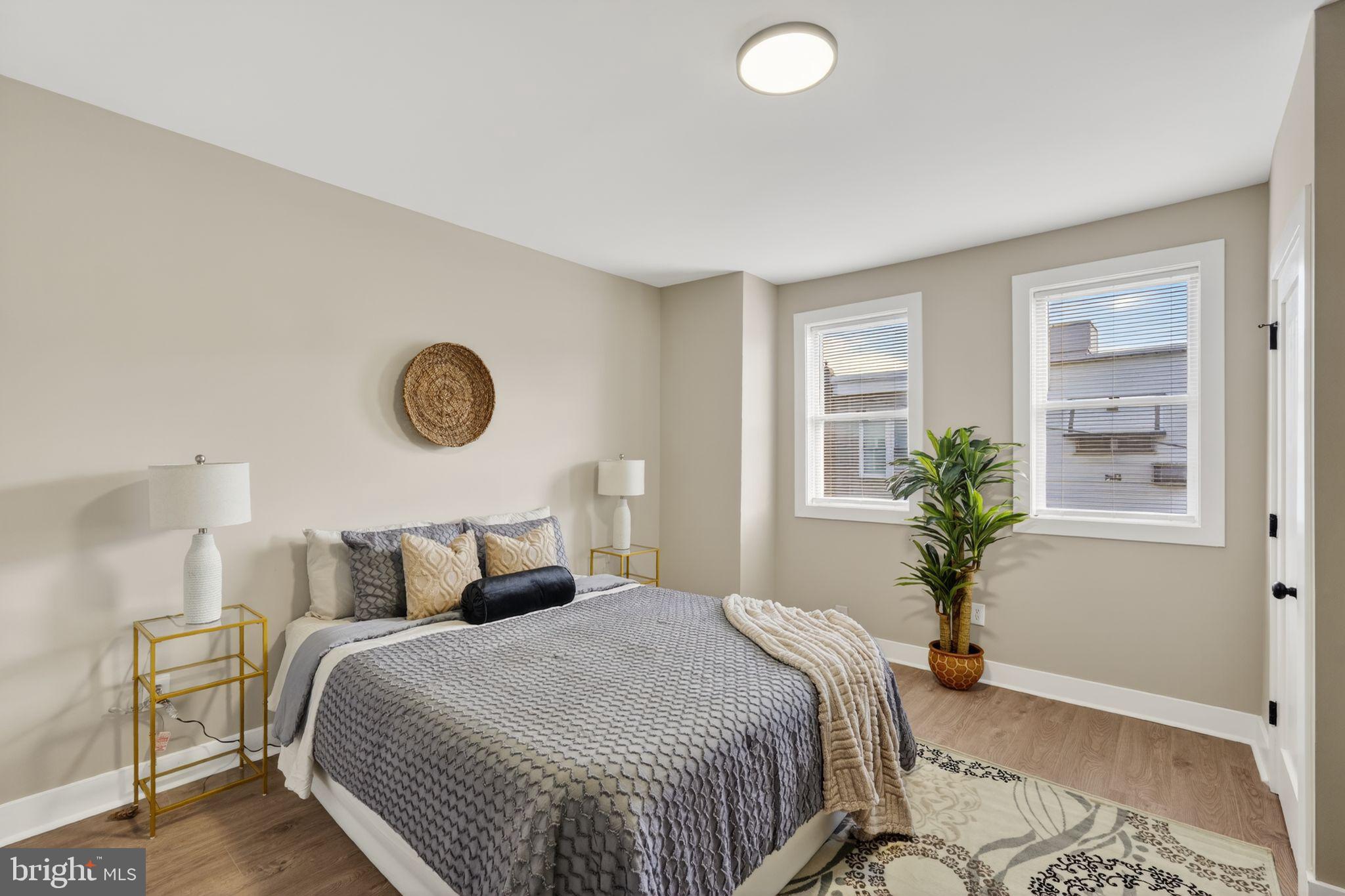 WHITMAN - Residential