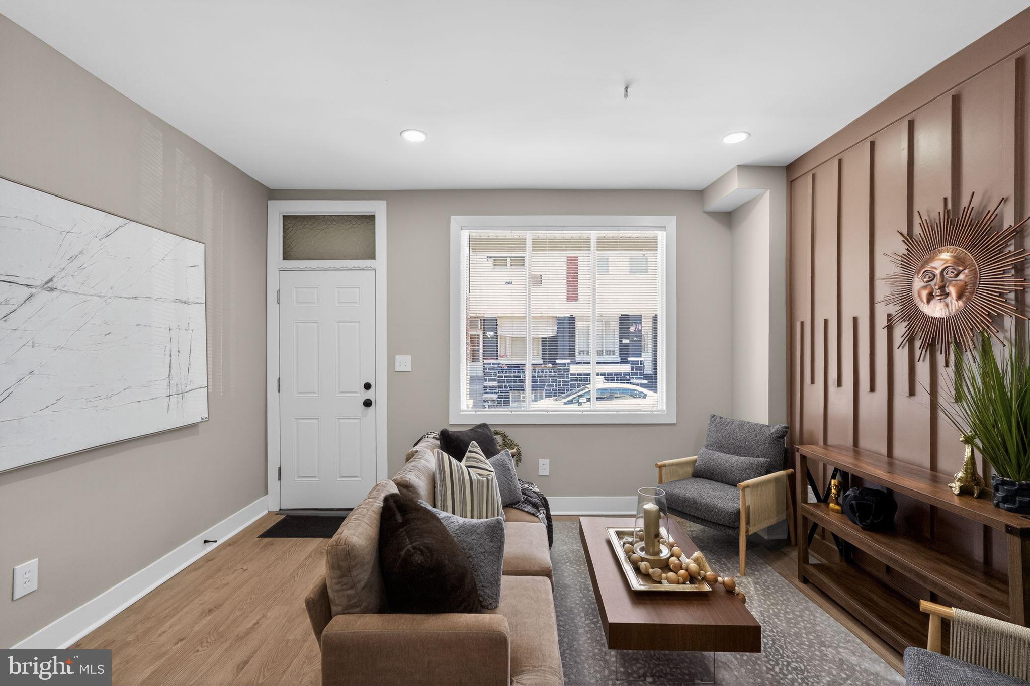 WHITMAN - Residential