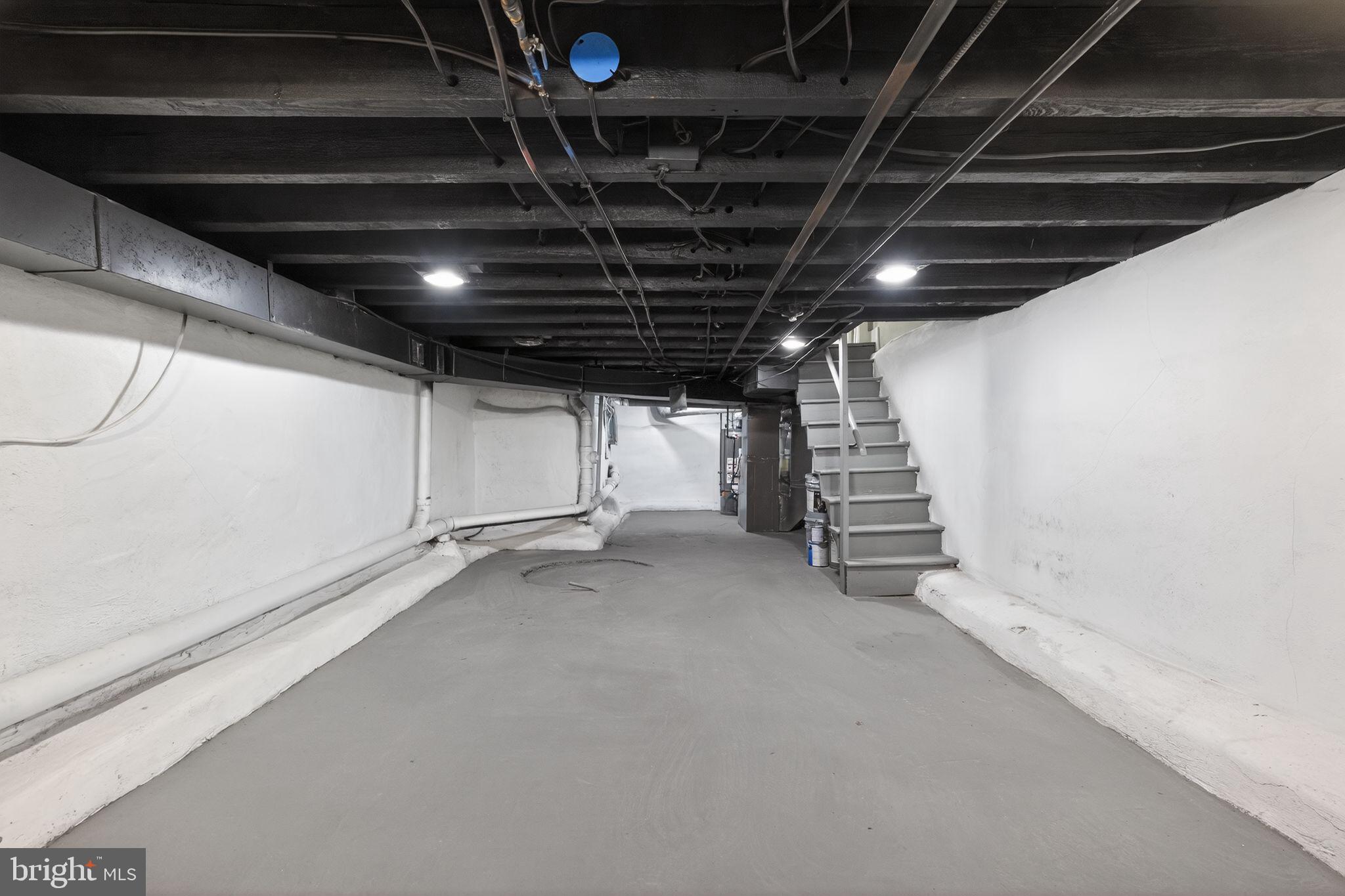 WHITMAN - Residential