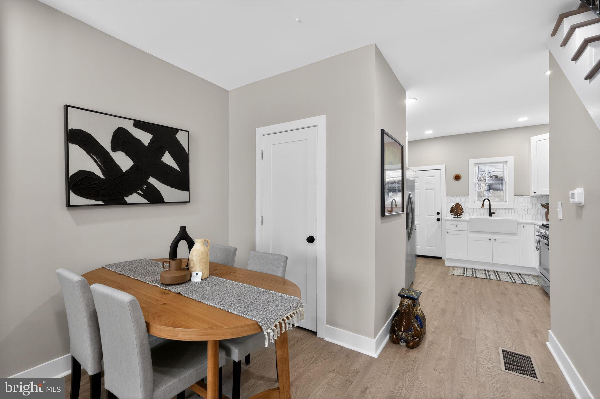 WHITMAN - Residential