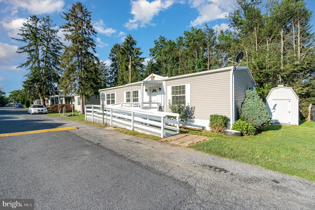 Photo of 26 MADGE DR, LANCASTER, PA 17603 (MLS # PALA2038554)