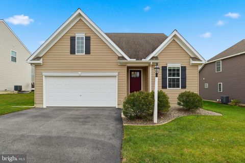 2606 WOODSPRING DRIVE YORK PA 17402