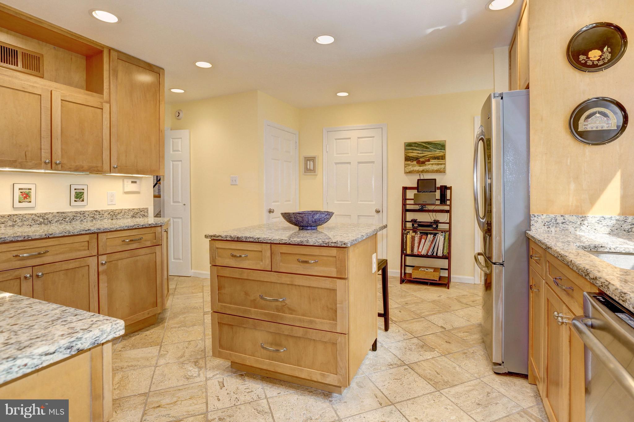 EAST GATE OF POTOMAC - Residential