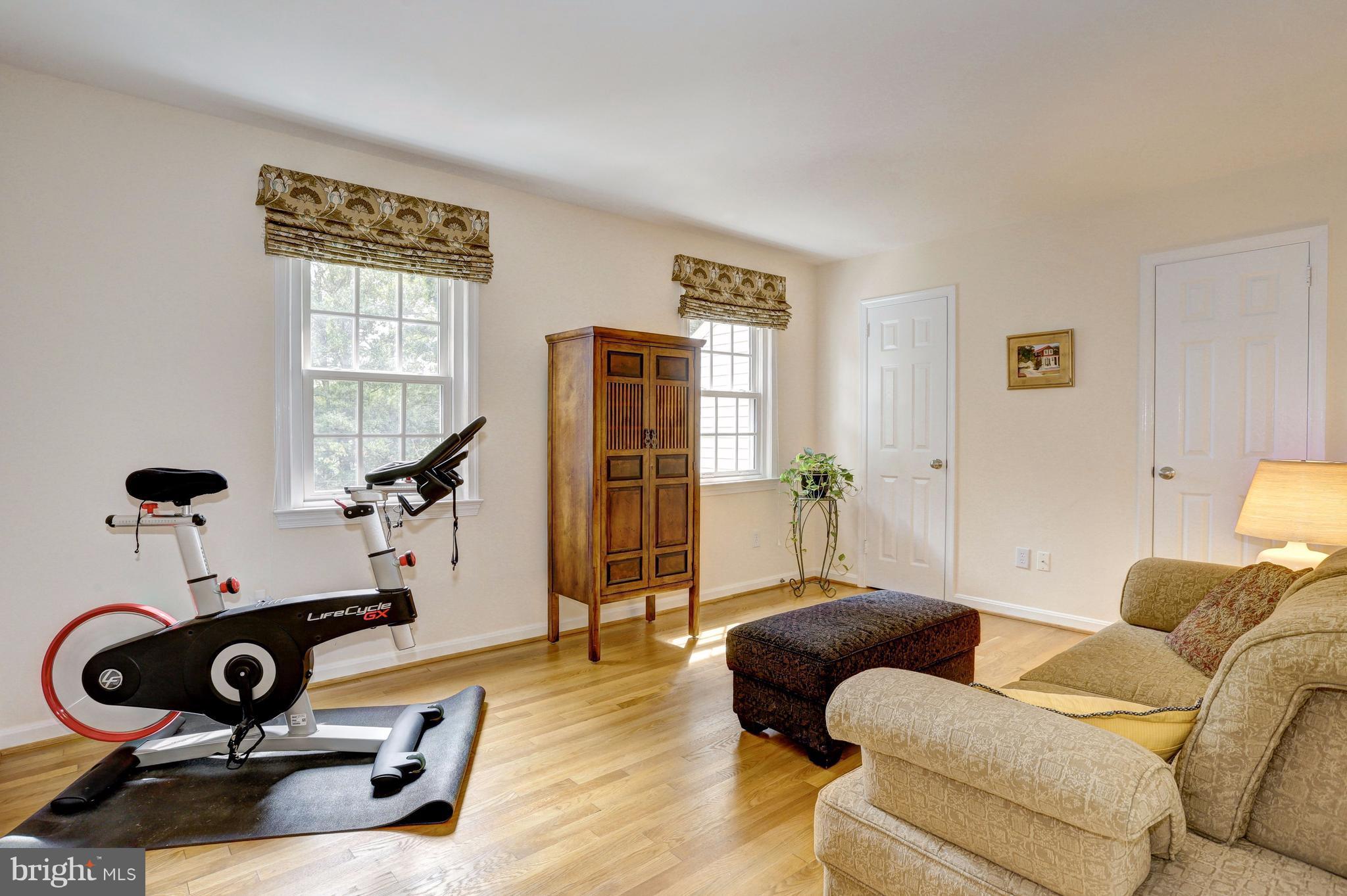 EAST GATE OF POTOMAC - Residential