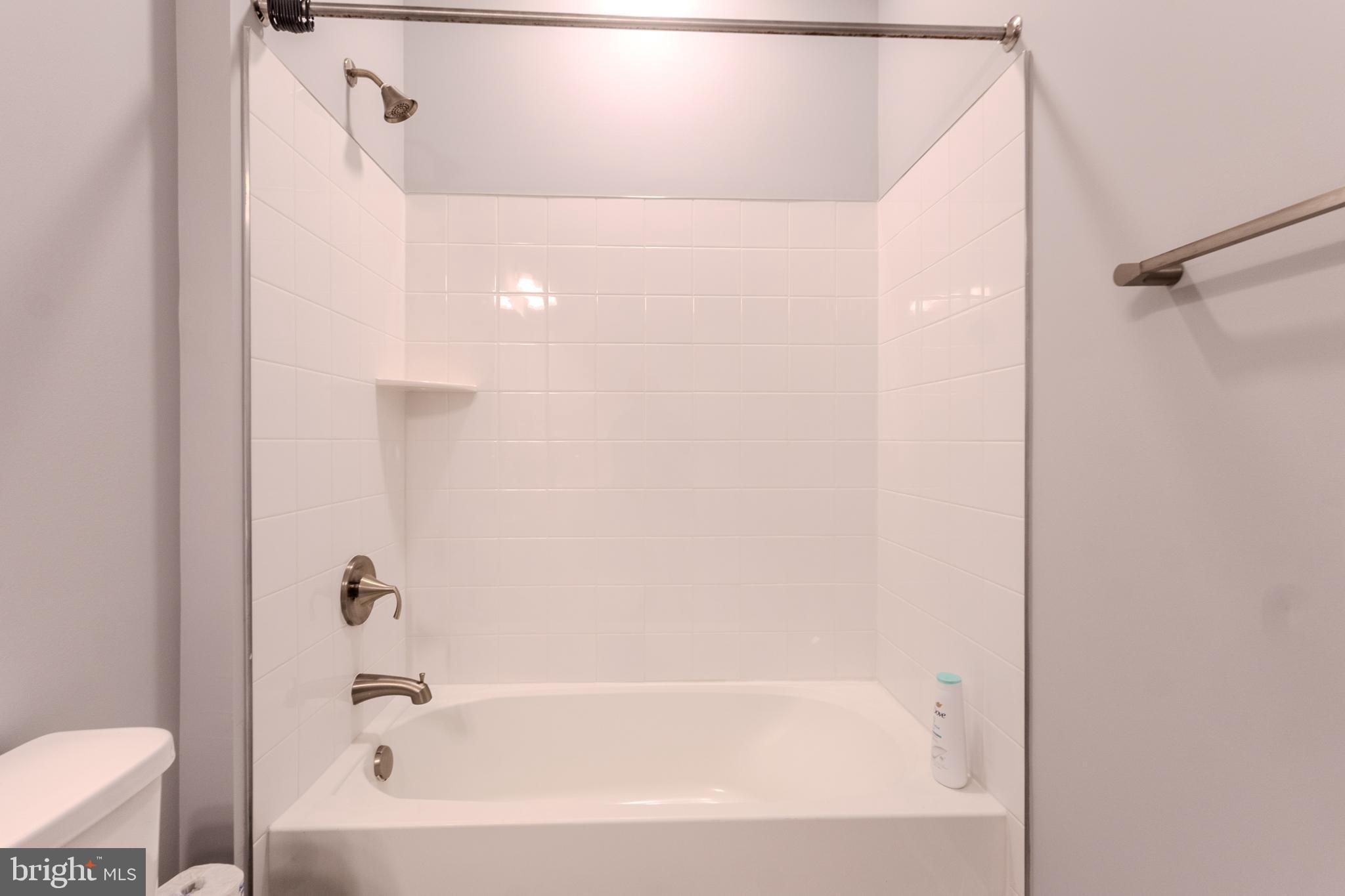 AMBER RIDGE - Residential Lease