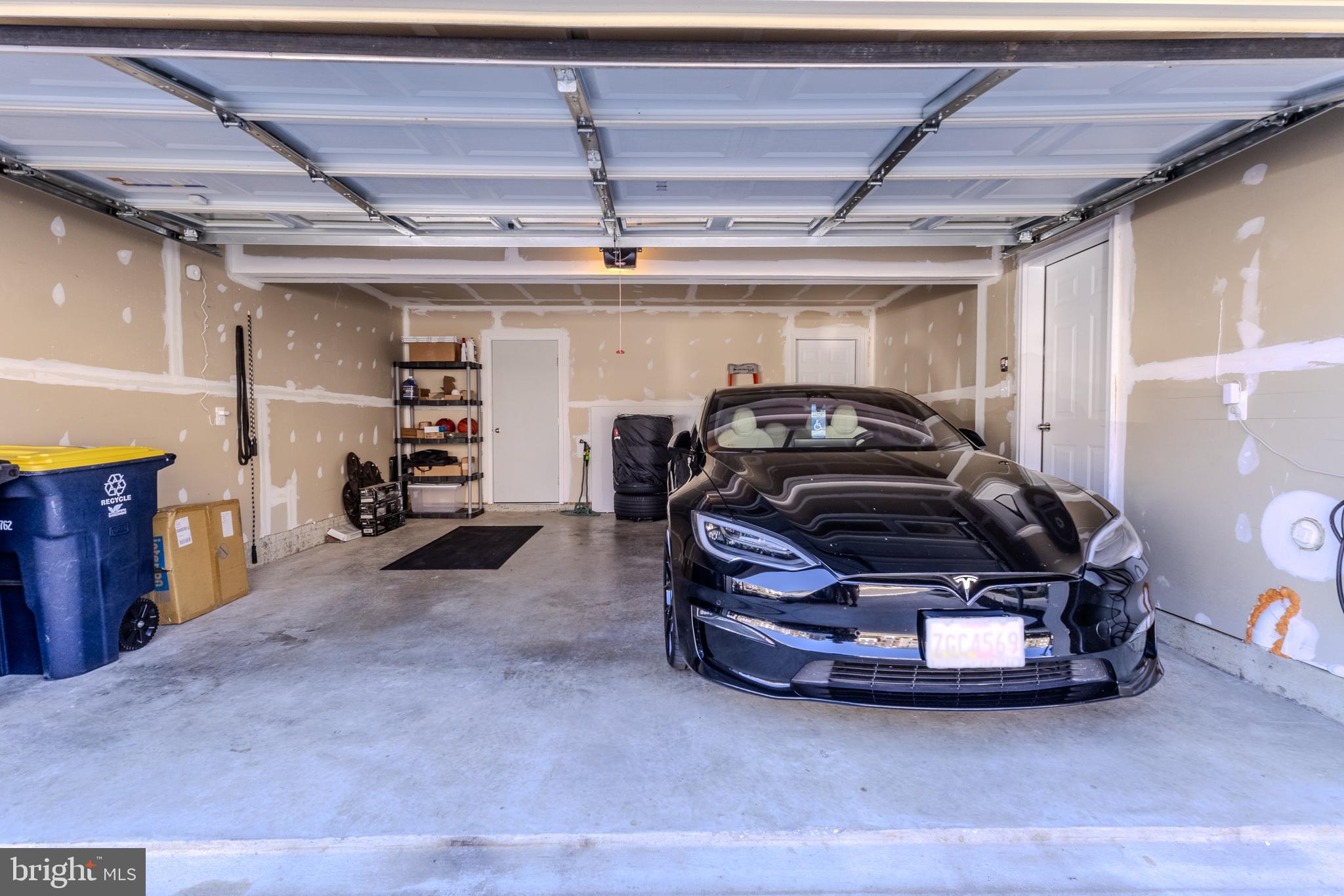 AMBER RIDGE - Residential Lease