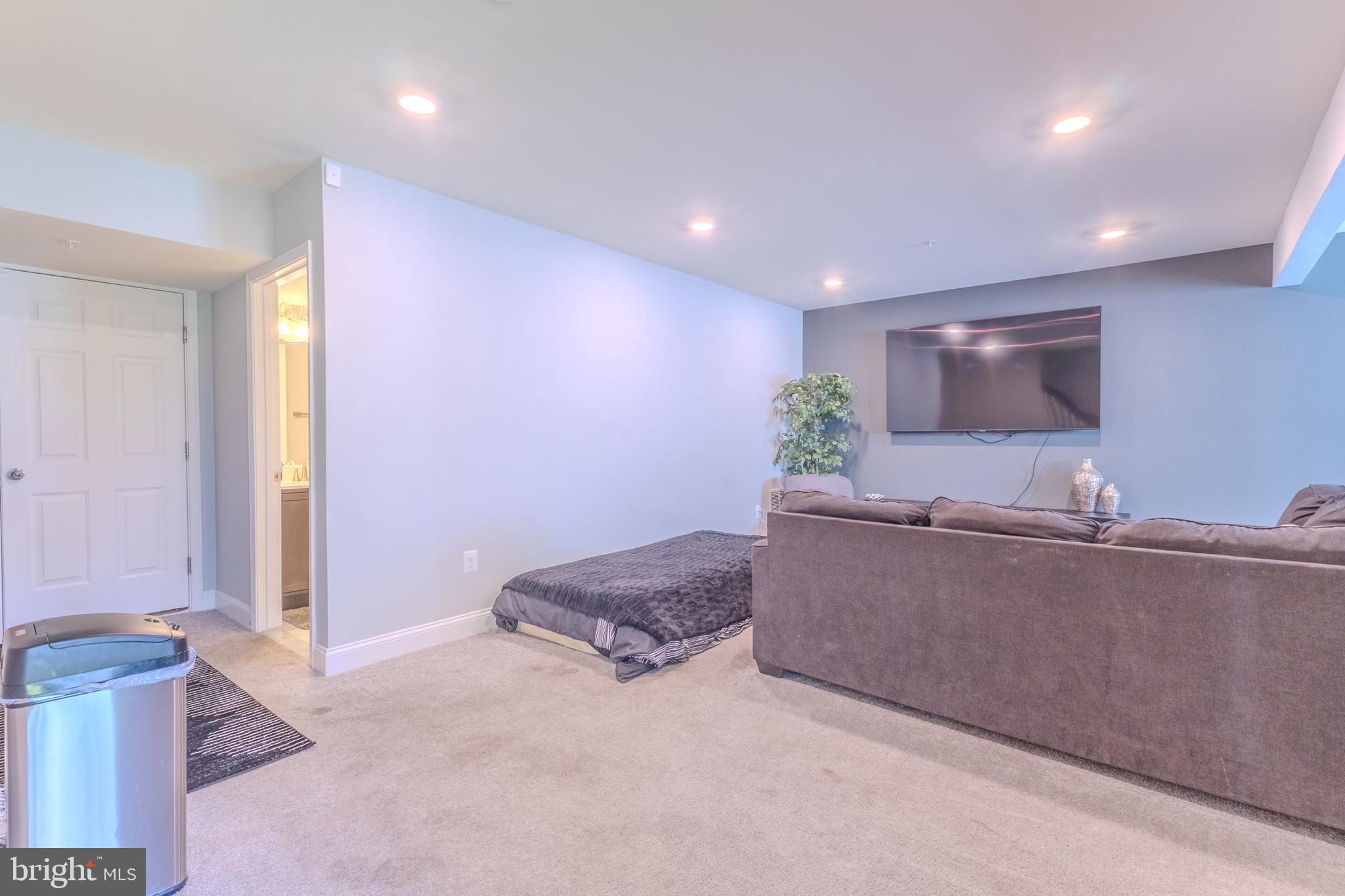 AMBER RIDGE - Residential Lease