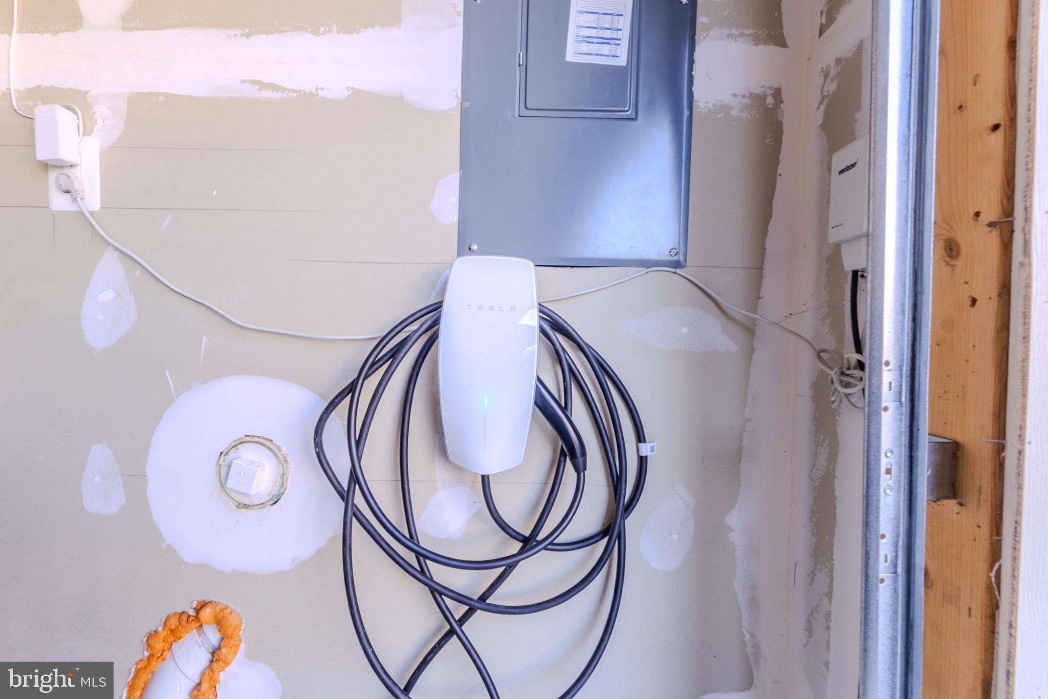 AMBER RIDGE - Residential Lease