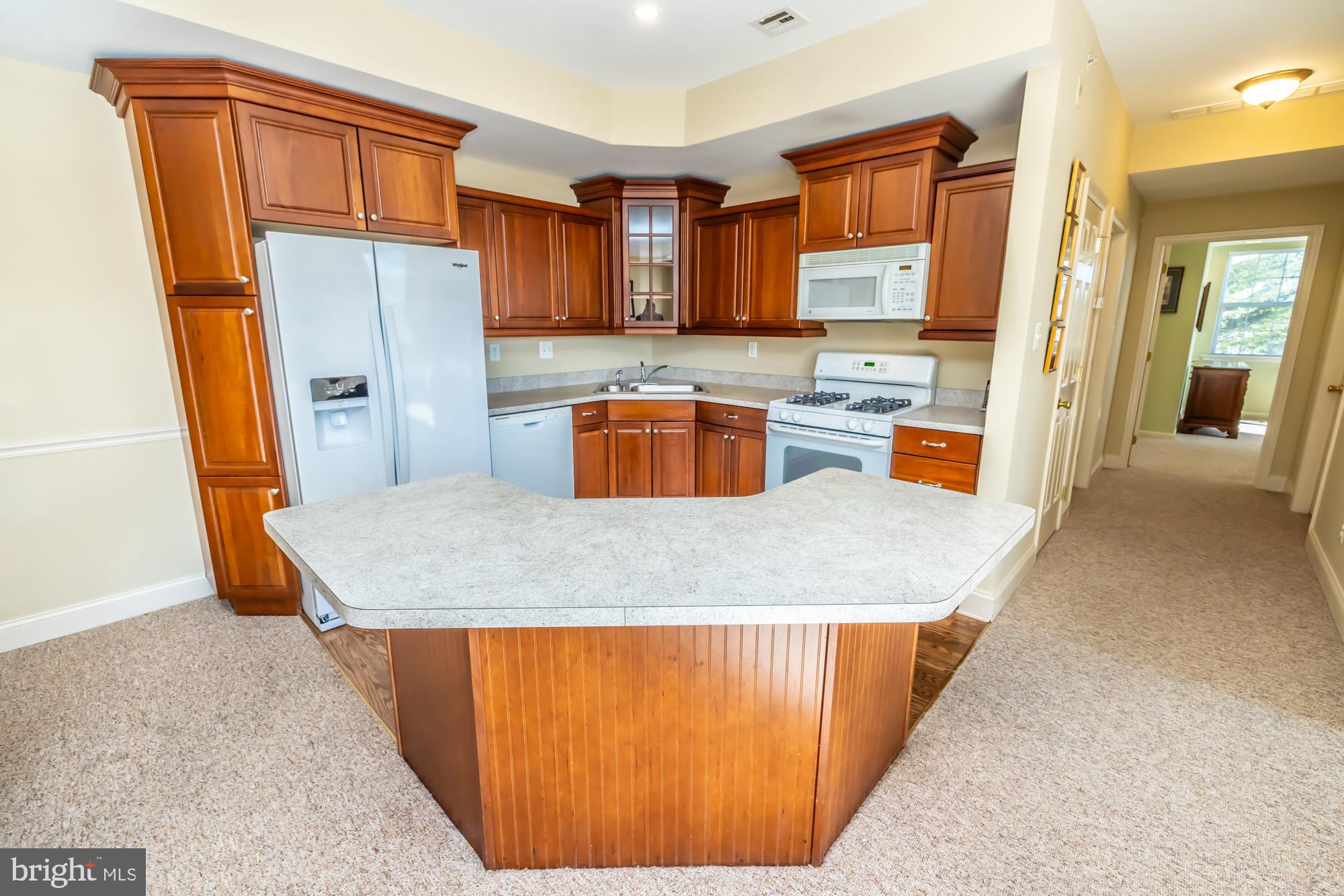 VICTORIA GARDENS - Residential