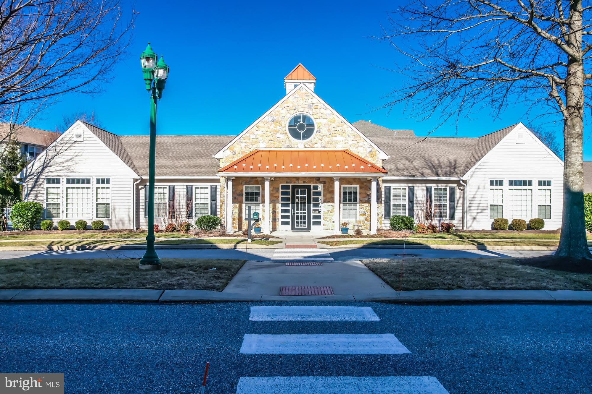 VICTORIA GARDENS - Residential