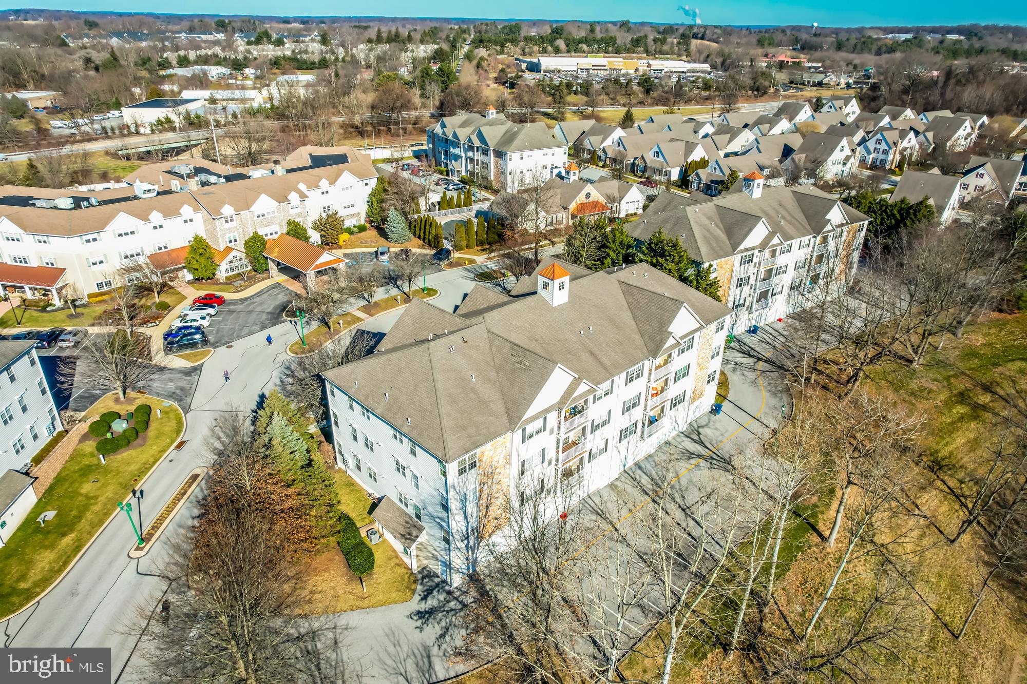 VICTORIA GARDENS - Residential