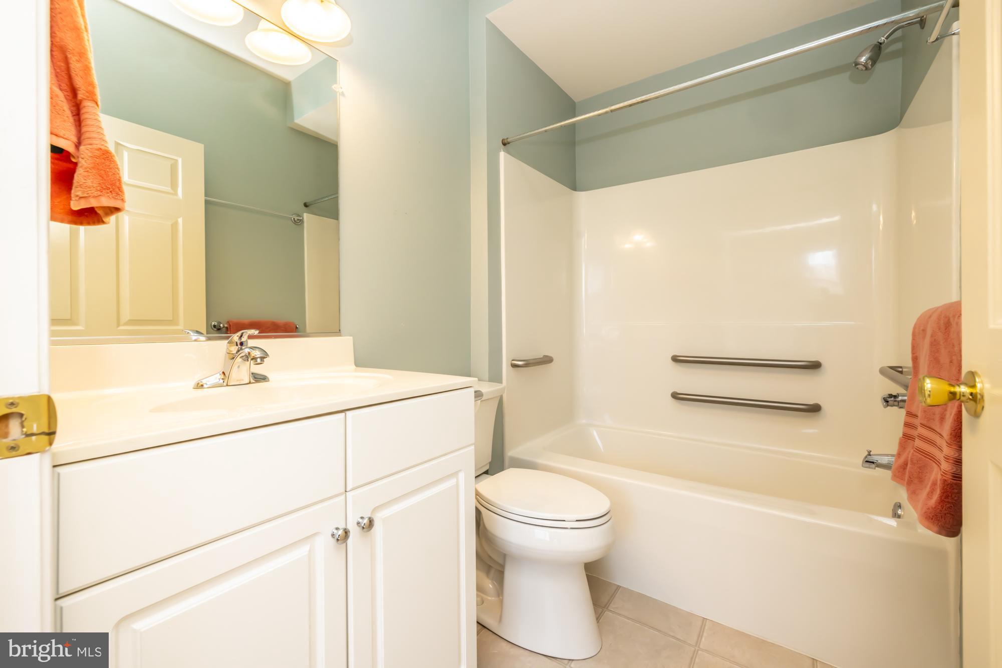 VICTORIA GARDENS - Residential