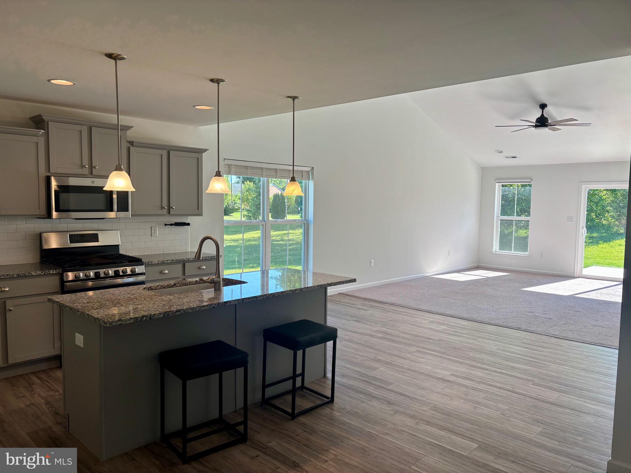 13 SHILLINGTON LANE 8