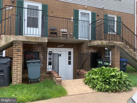 MARGATE COURT STERLING VA 20163