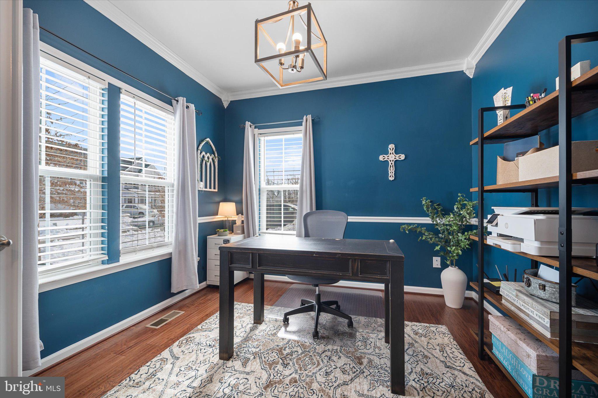 6841 LAKE ANNE COURT