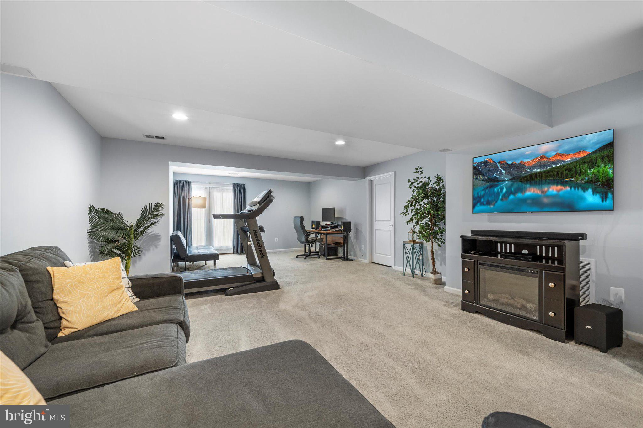 BROOKSIDE - Residential