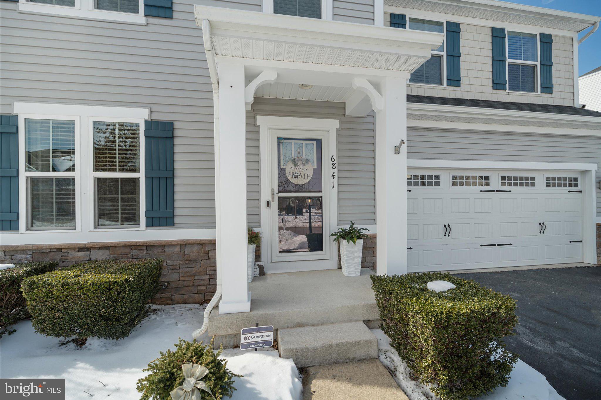 6841 LAKE ANNE COURT